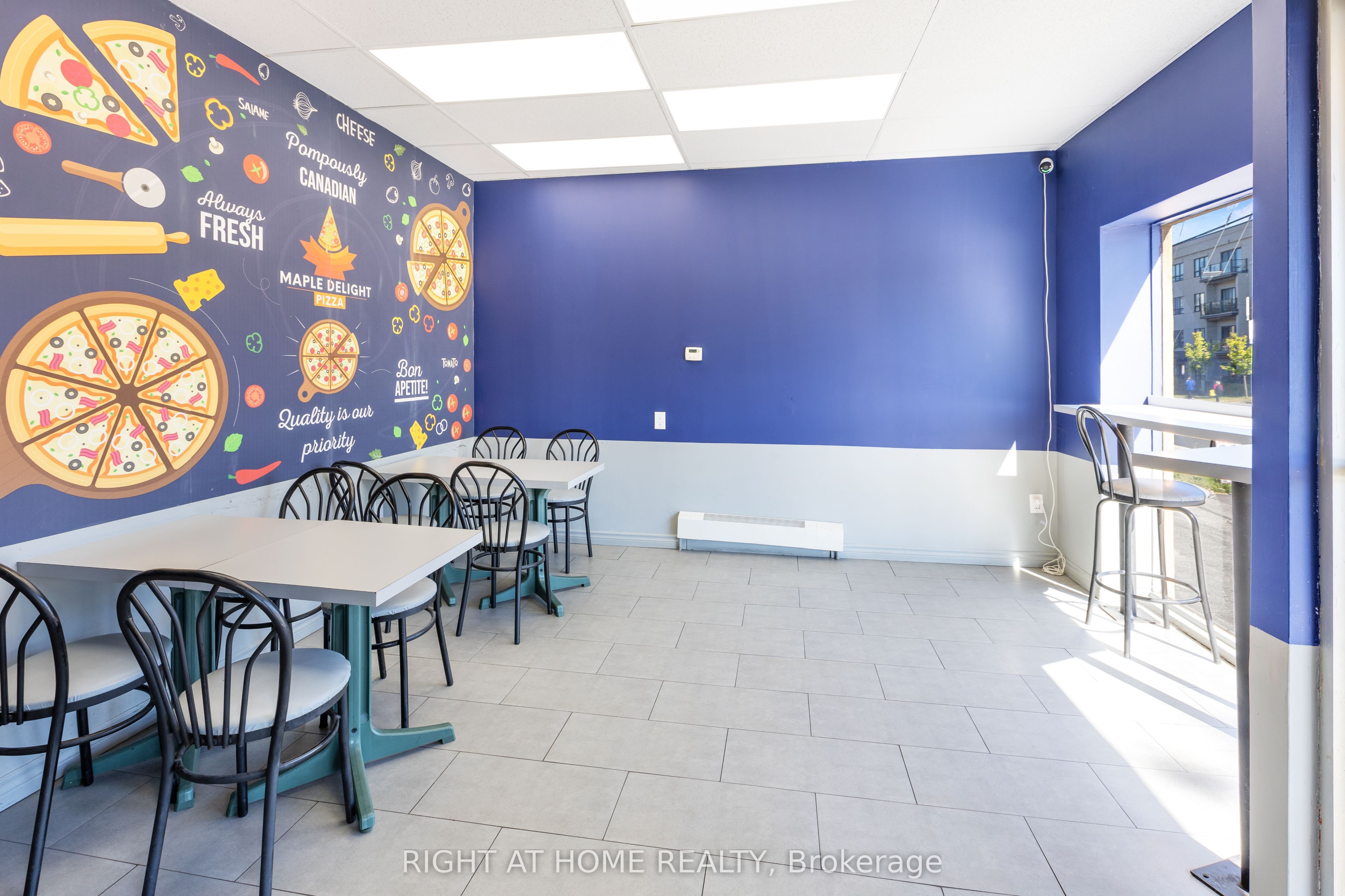 1012 Merivale Road Property Photo 2