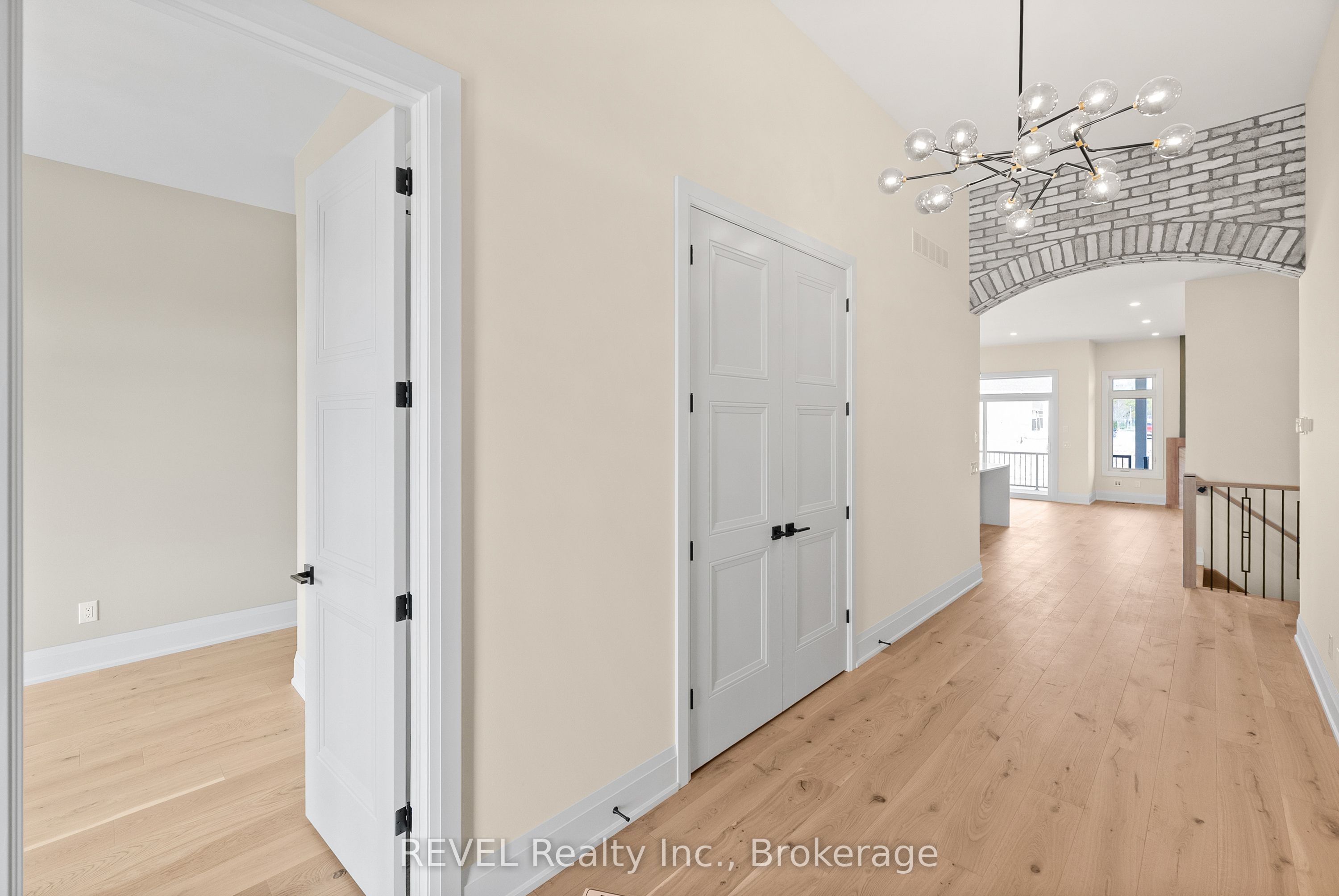 15 Oakley Drive Property Photo 5