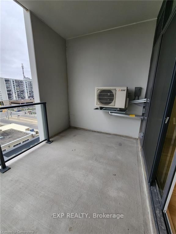 #605 - 741 King Street Property Photo 14