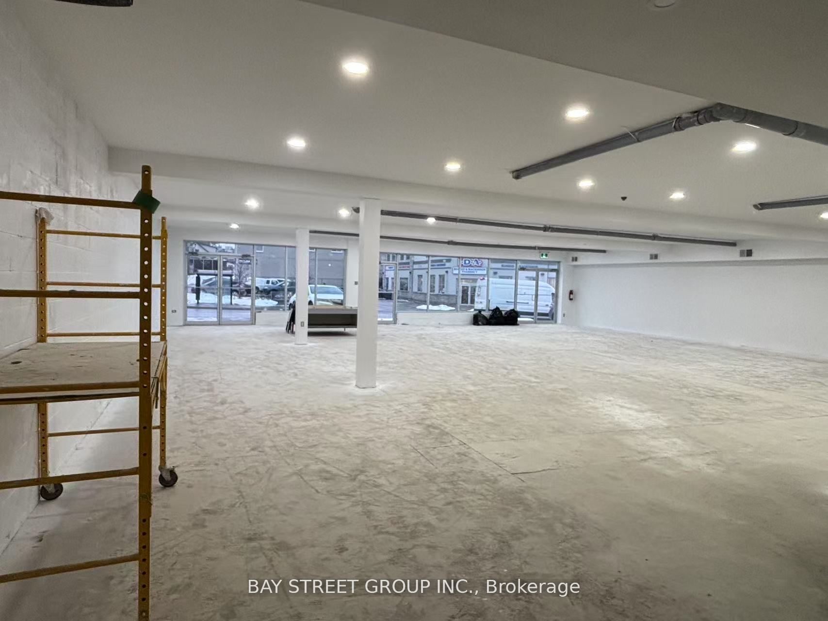 6673 Drummond Road Property Photo 13