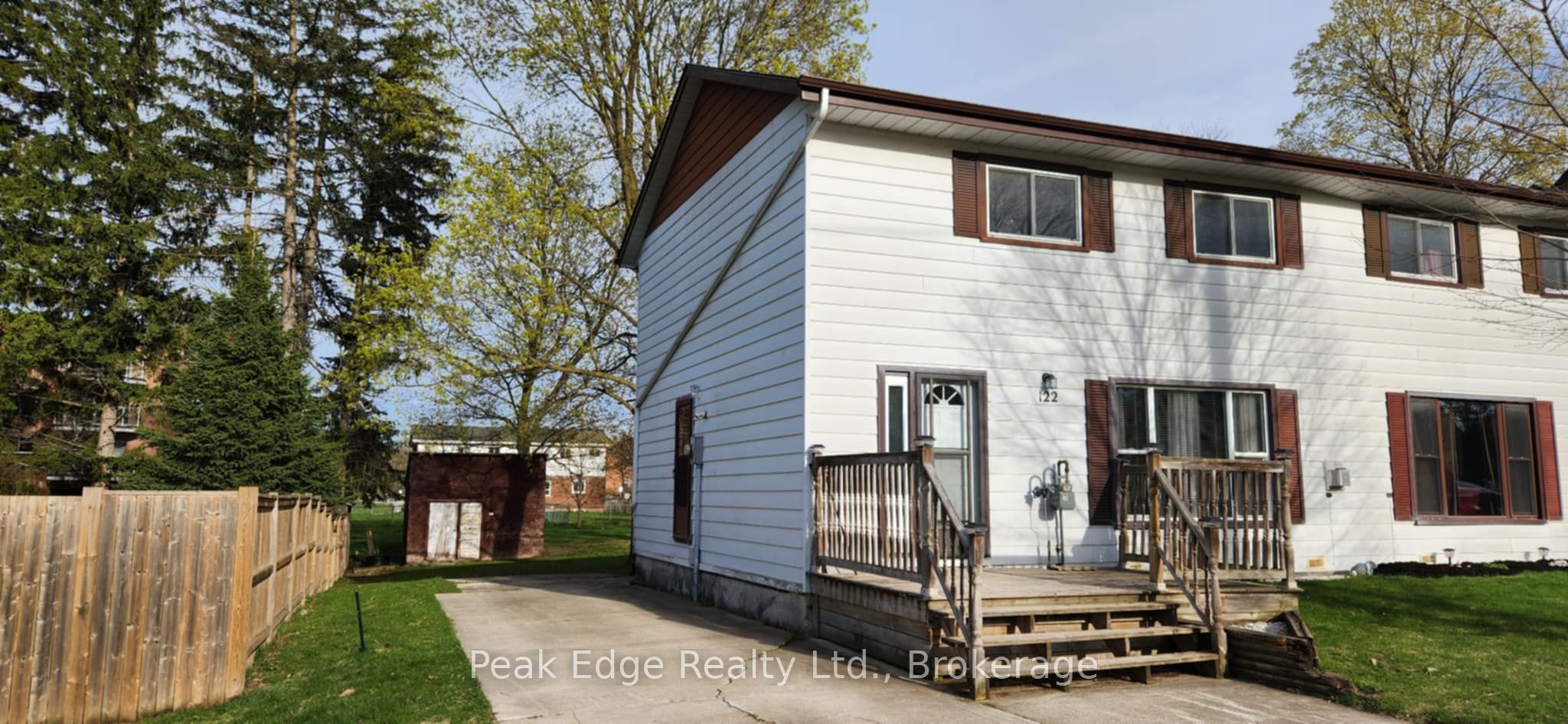 122 Gibson Street Property Photo