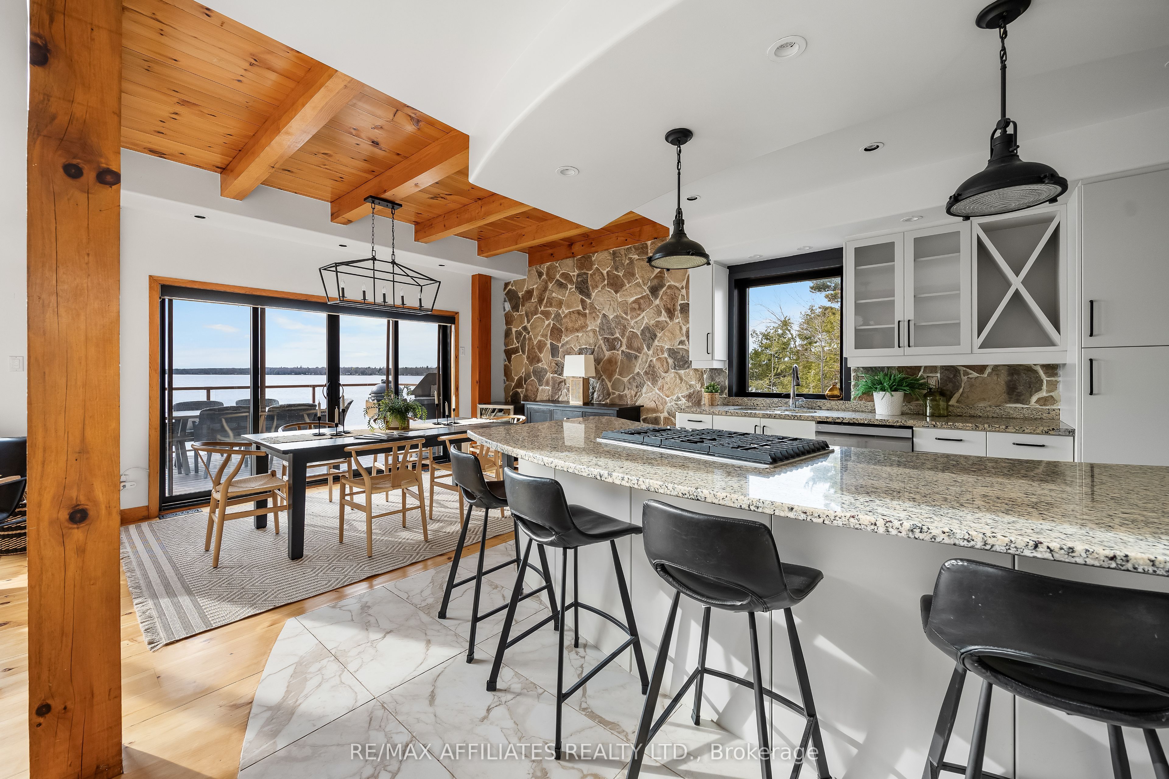 122 Red Rock Bay Road Property Photo 10