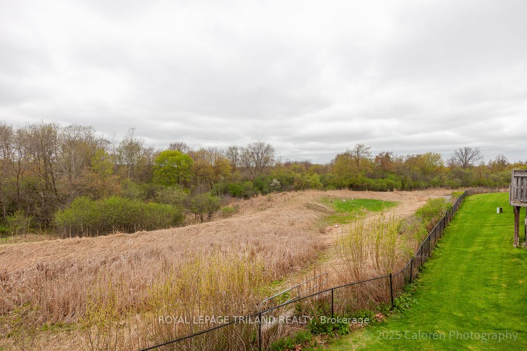 #231 - 600 Hyde Park Road Property Photo 6