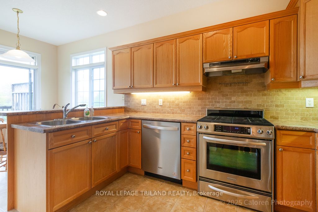 #231 - 600 Hyde Park Road Property Photo 19