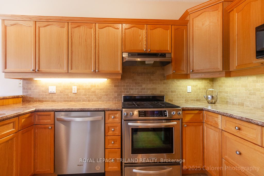 #231 - 600 Hyde Park Road Property Photo 21
