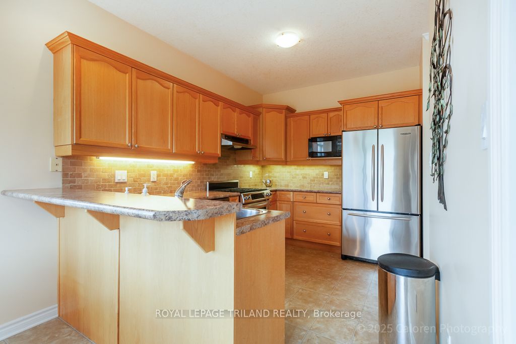 #231 - 600 Hyde Park Road Property Photo 23