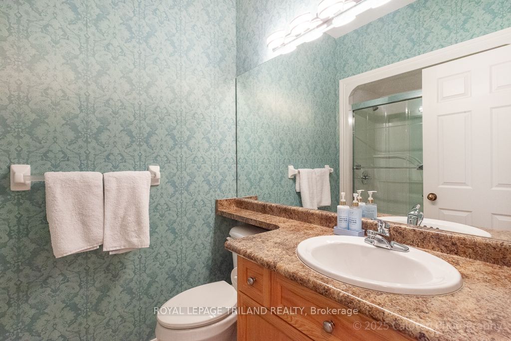 #231 - 600 Hyde Park Road Property Photo 37