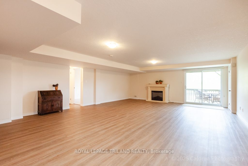 #231 - 600 Hyde Park Road Property Photo 38