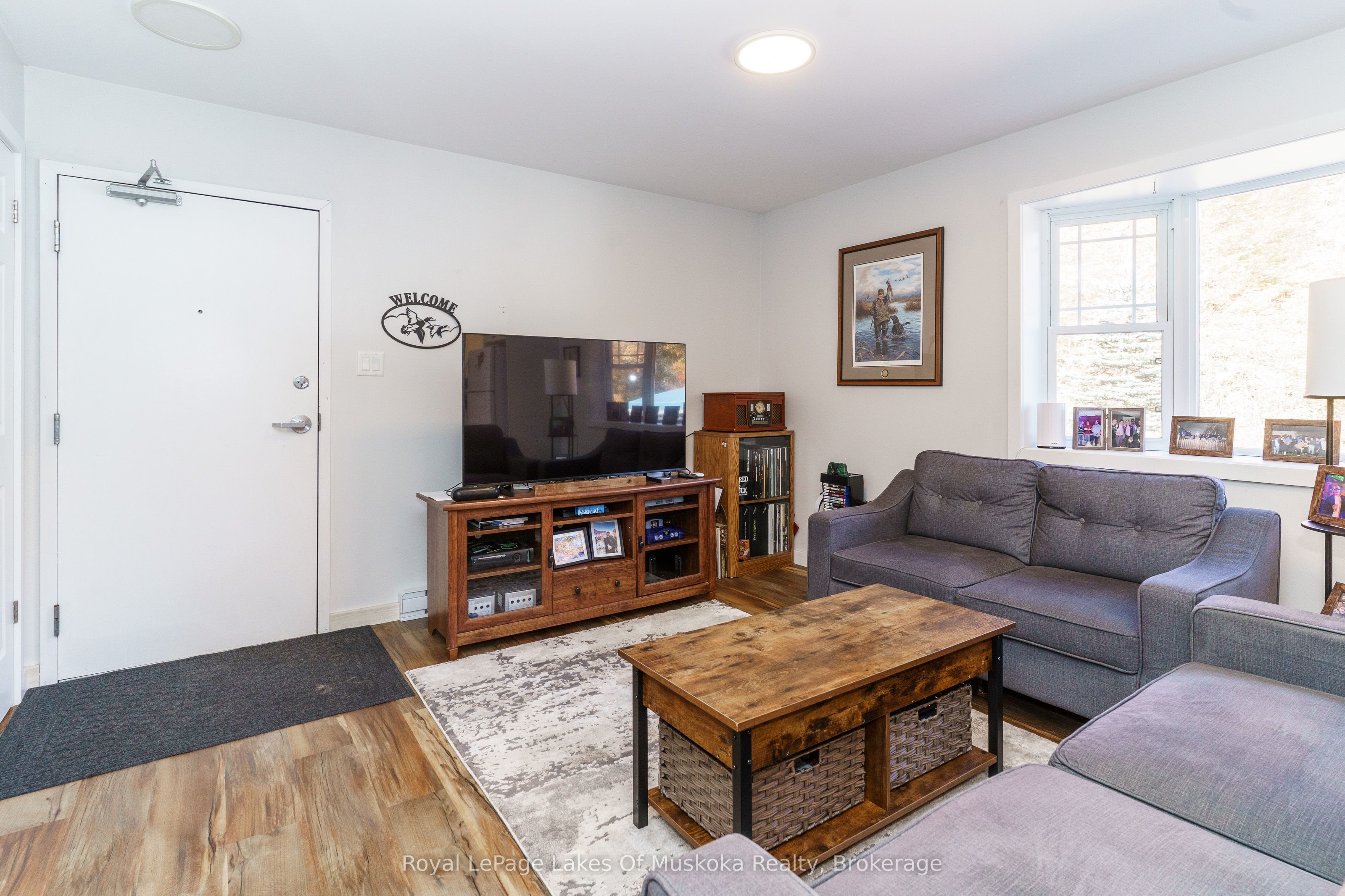1070 592 N/a N Property Photo 6