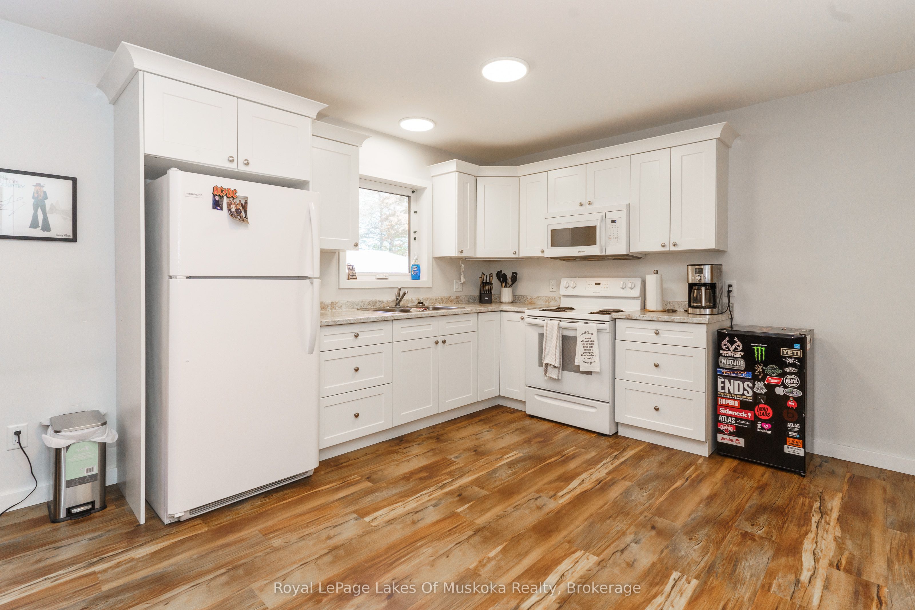 1070 592 N/a N Property Photo 7