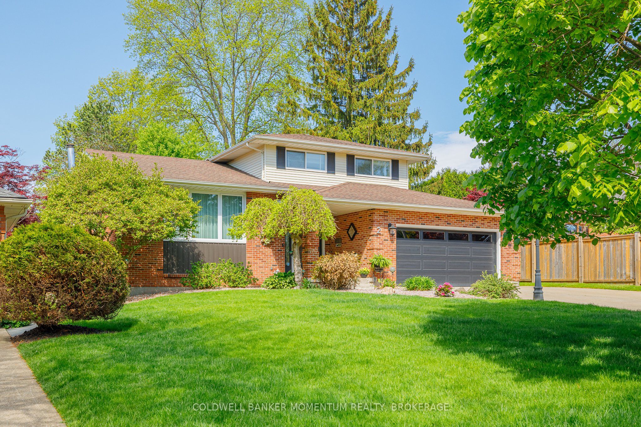2 Greenvale Court Property Photo 2