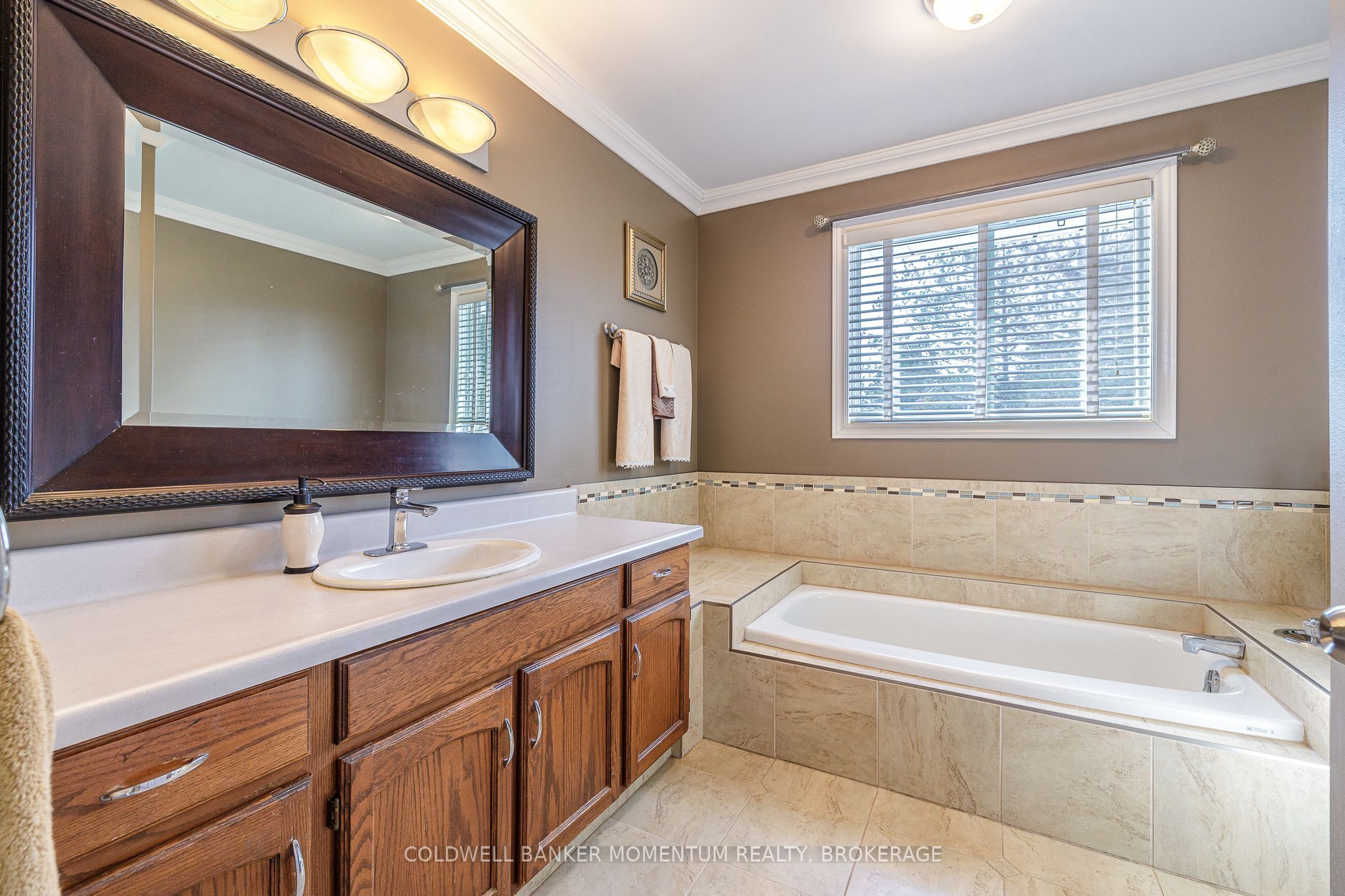 2 Greenvale Court Property Photo 23