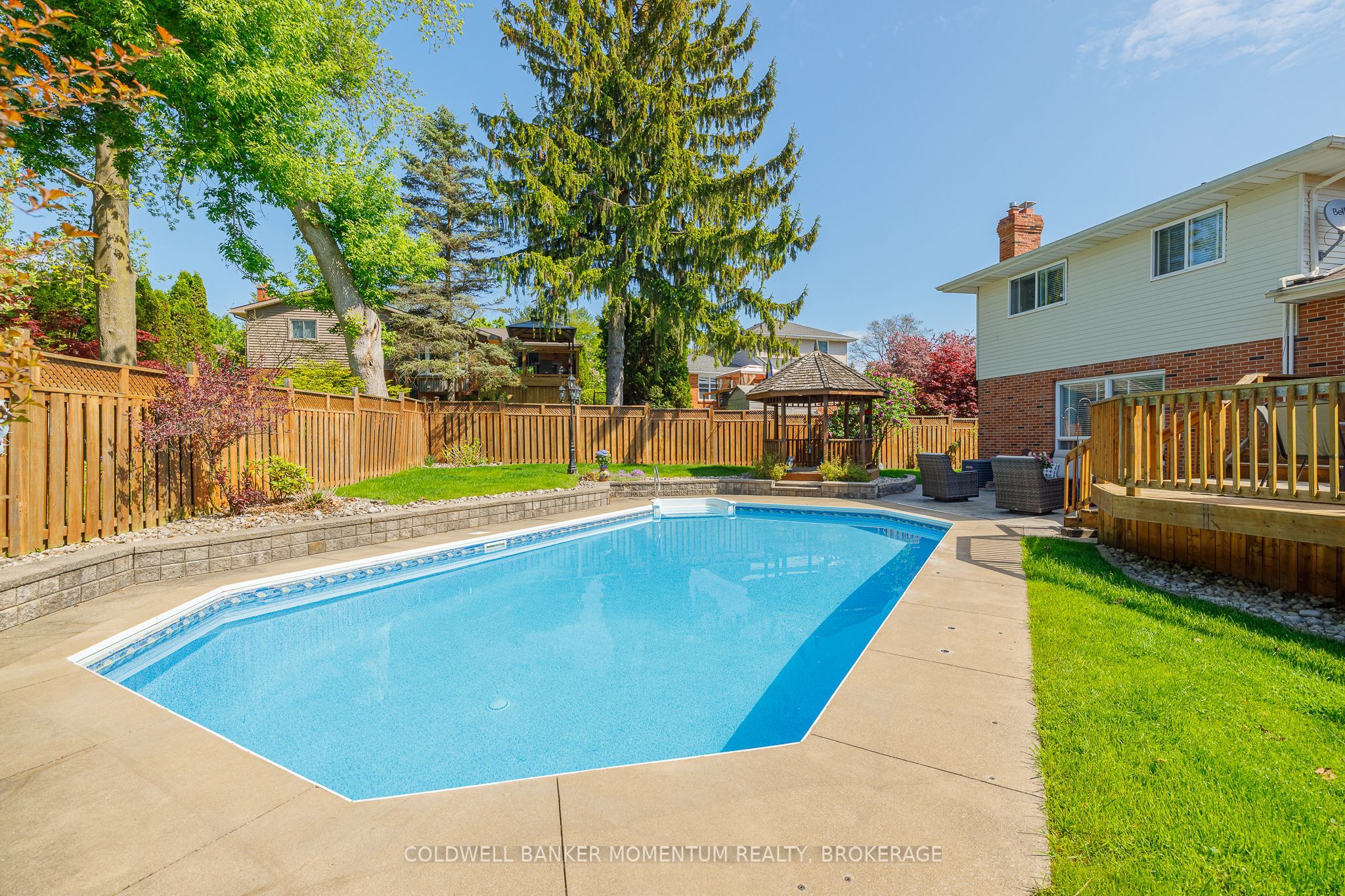 2 Greenvale Court Property Photo 42
