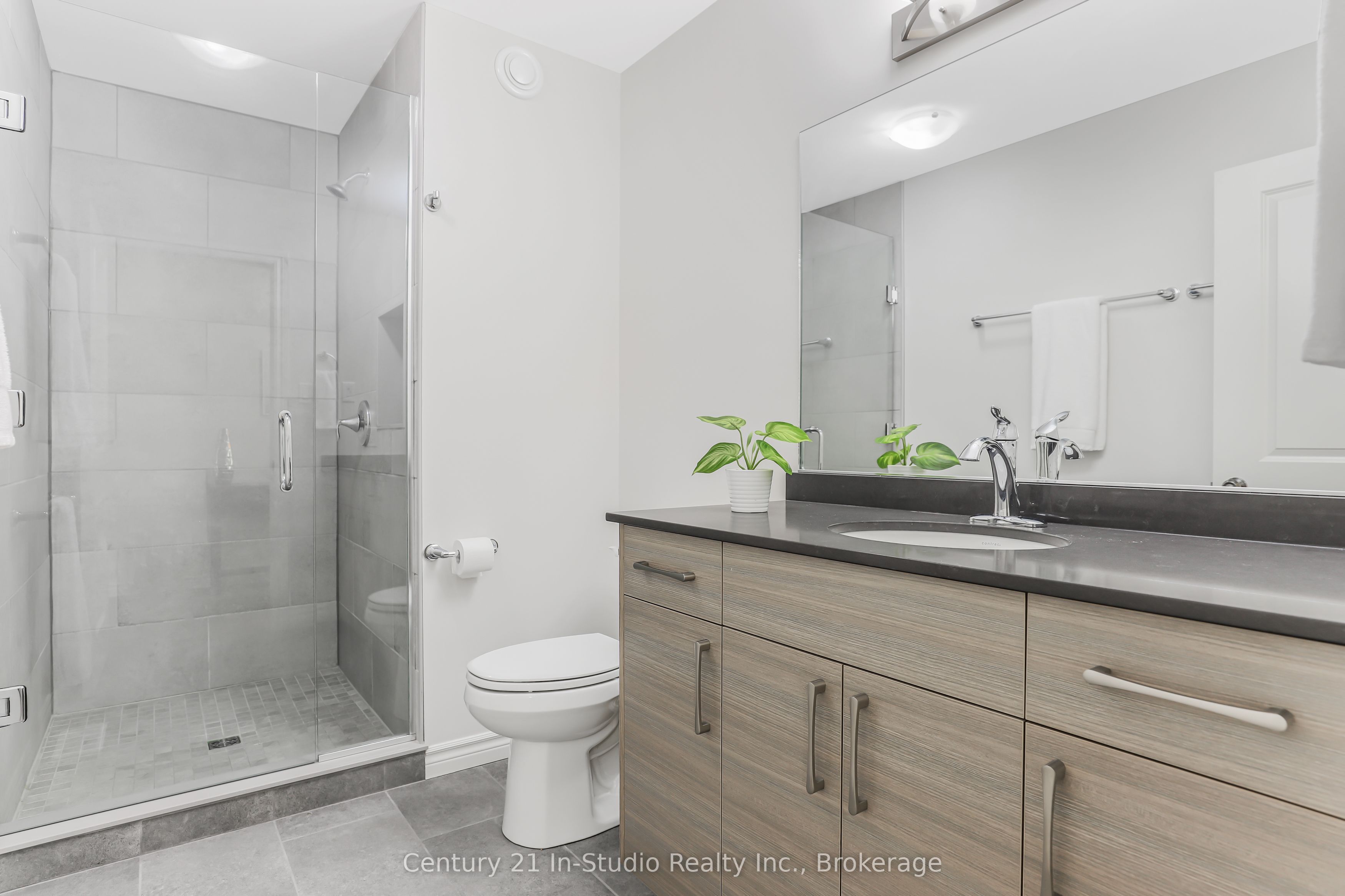 158 Hawthorn Crescent 11 Property Photo 19