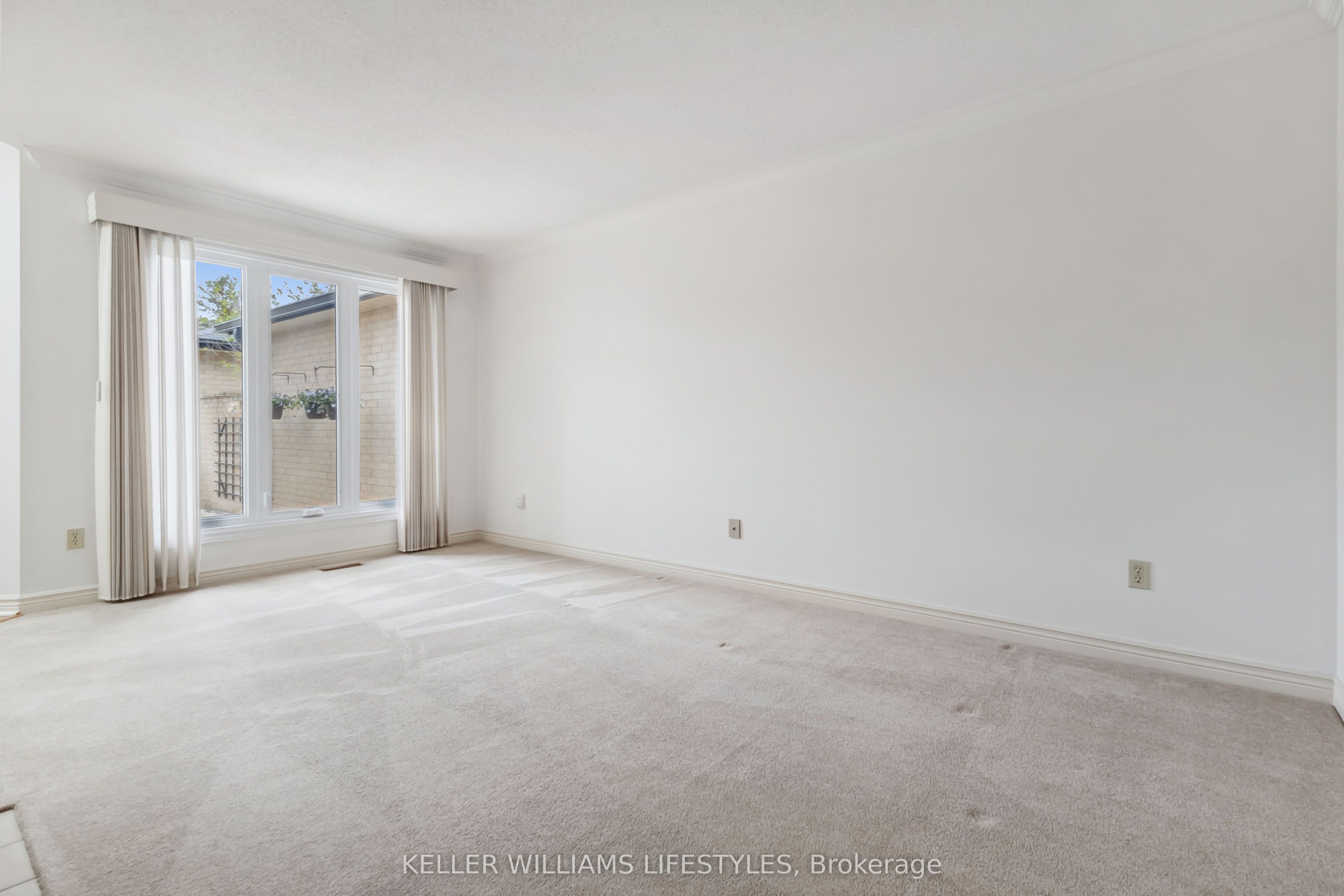 163 Pine Valley Drive 36 Property Photo 15