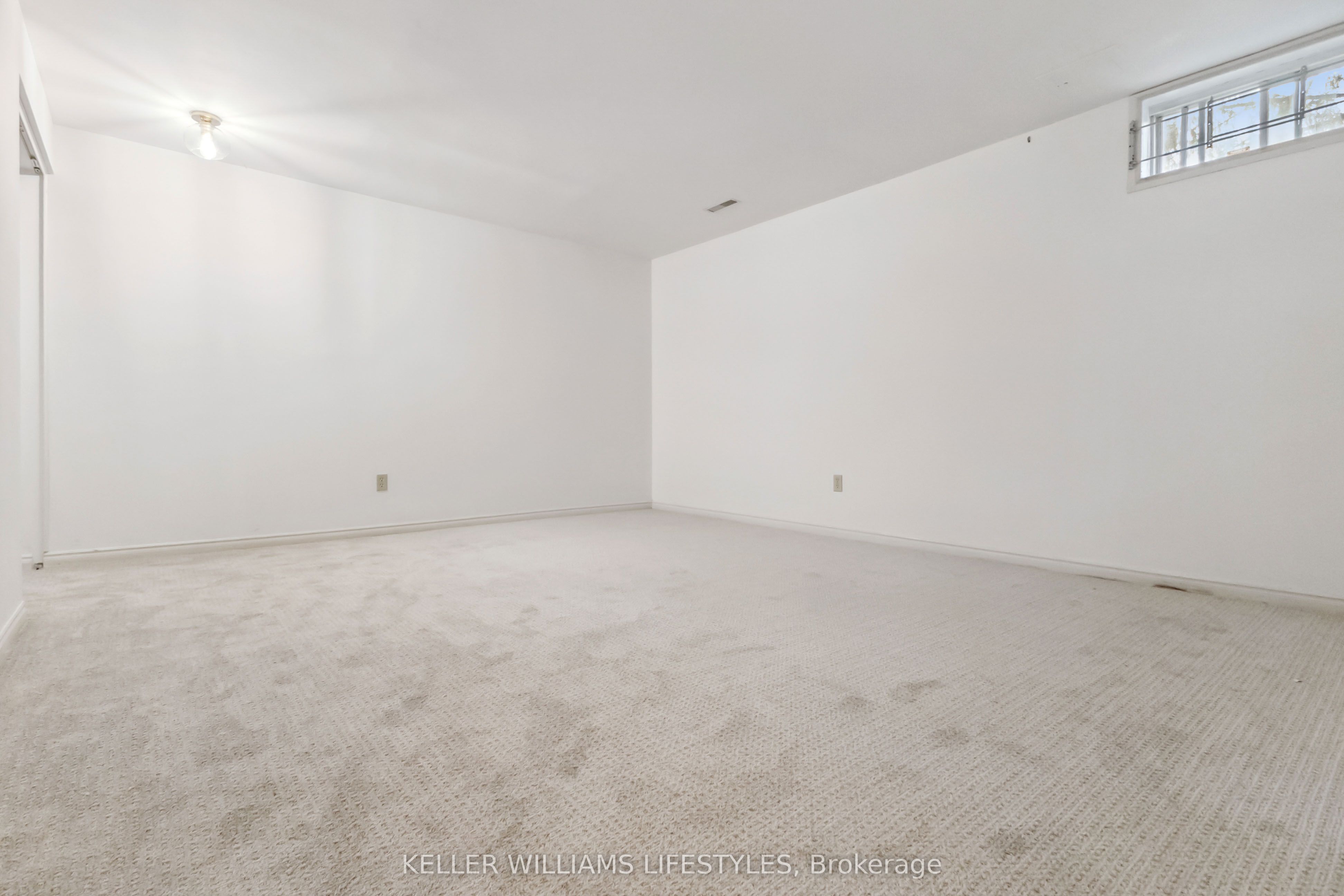 163 Pine Valley Drive 36 Property Photo 42