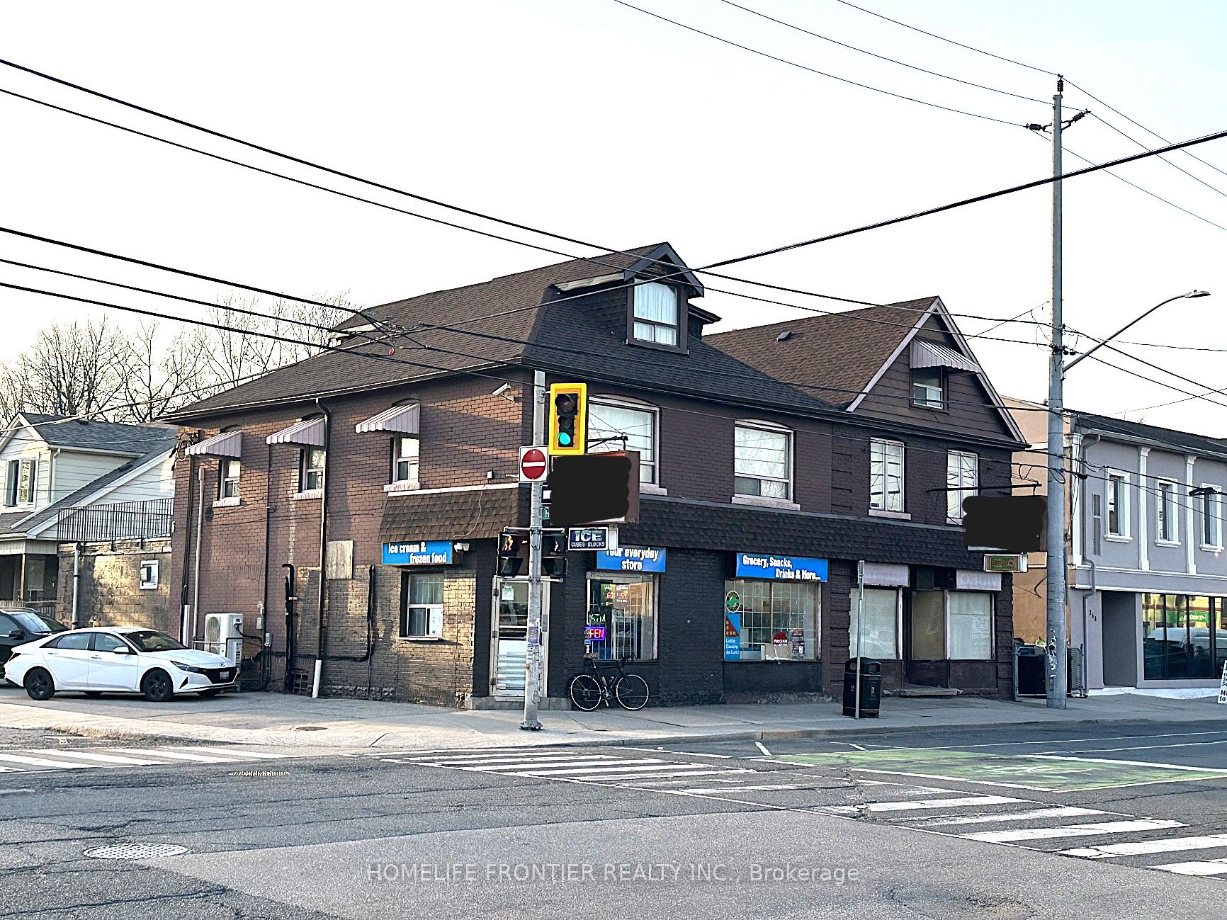268 Dundurn Street S Property Photo 1