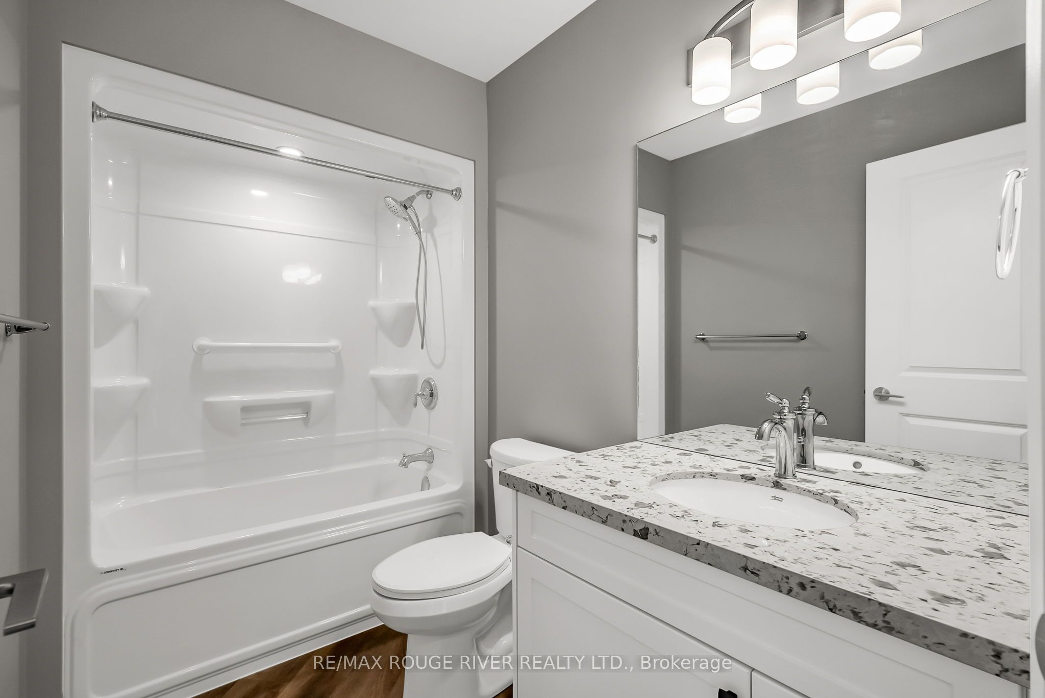 14 Meadowcreek Drive 103 Property Photo 18