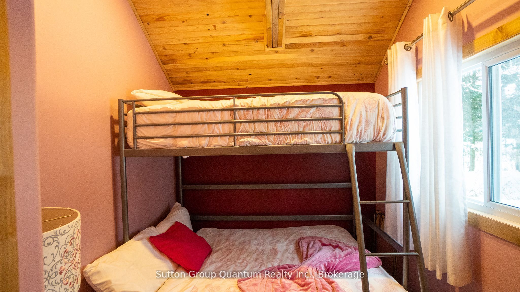 3 Woodland Lane Property Photo 7
