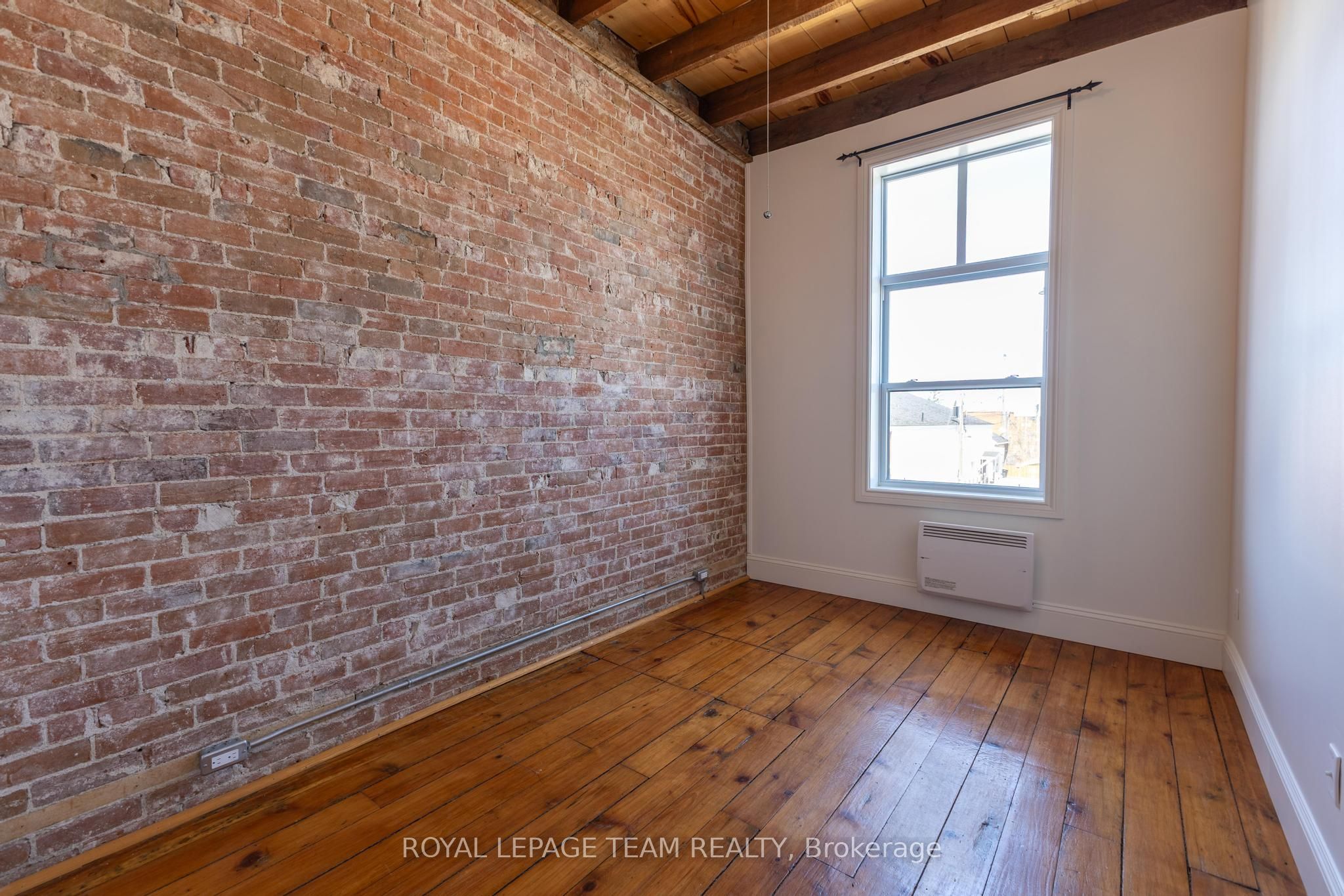 14 Elgin Street W Property Photo 14