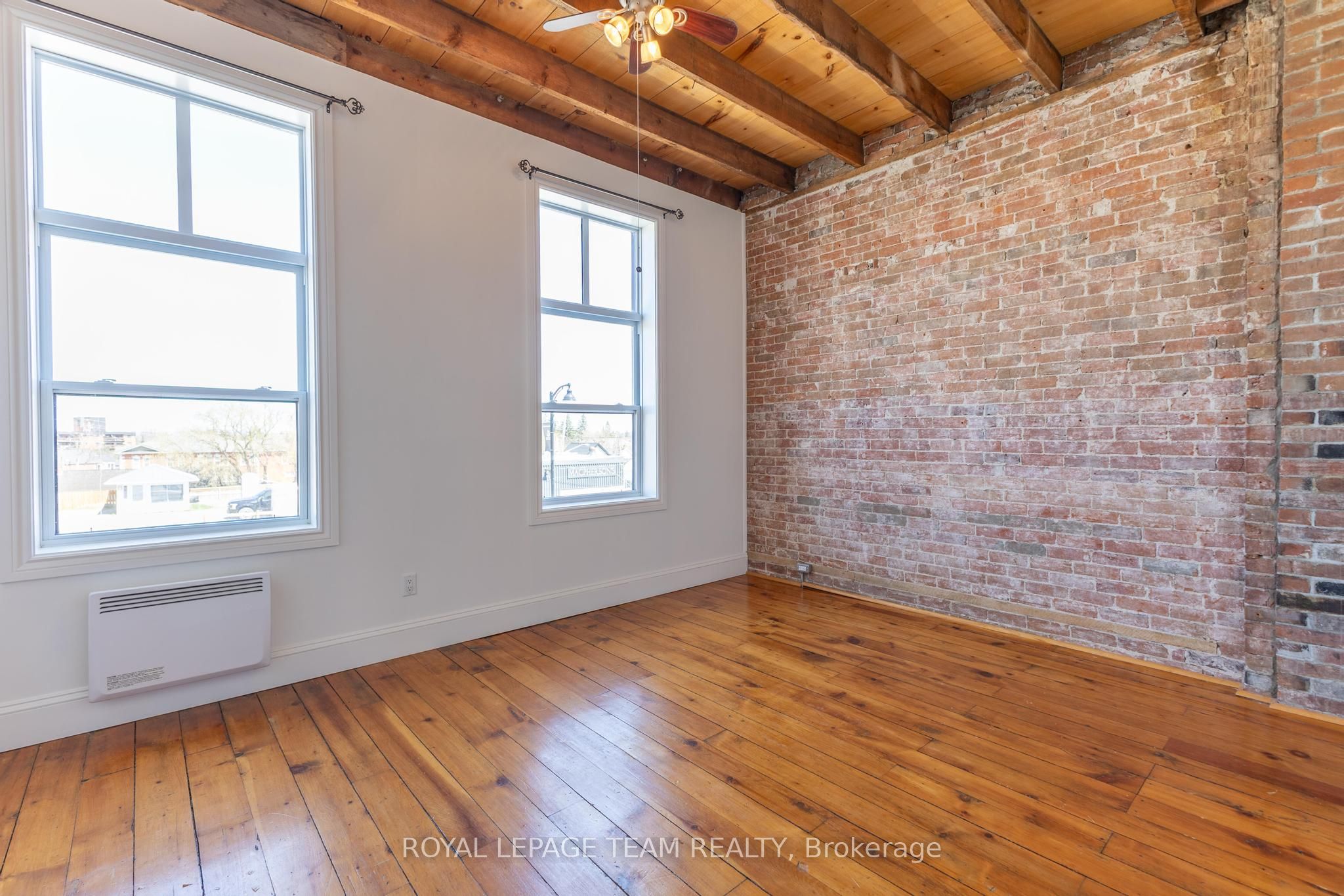 14 Elgin Street W Property Photo 16