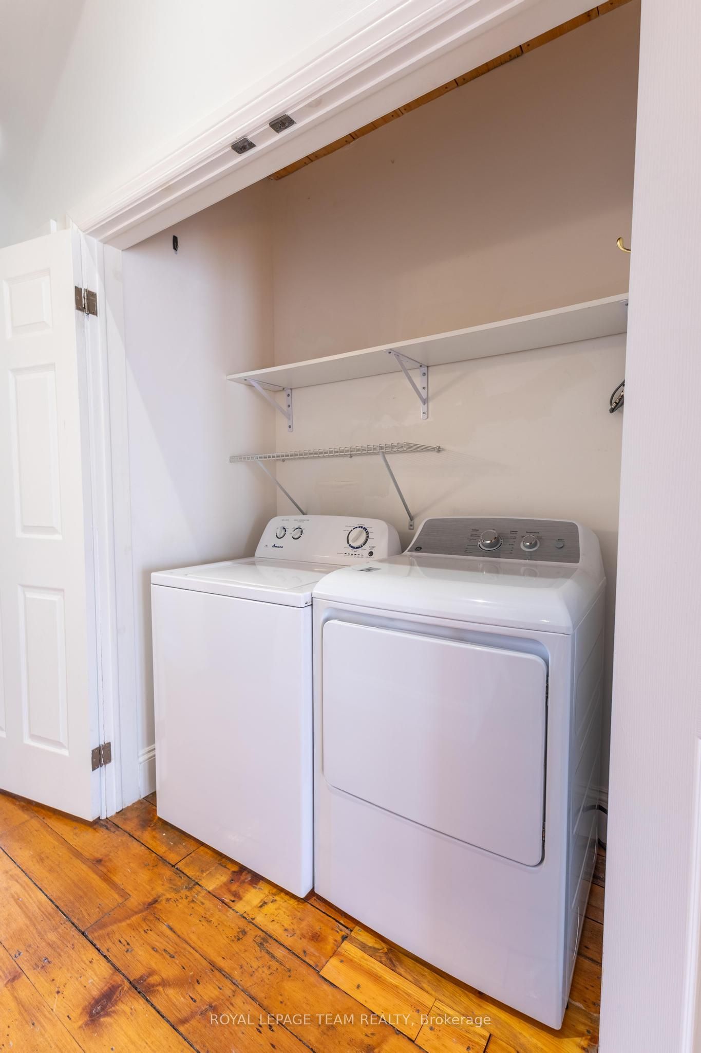 14 Elgin Street W Property Photo 19
