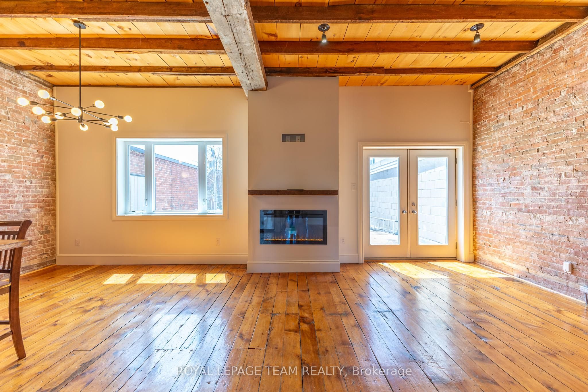 14 Elgin Street W Property Photo 23