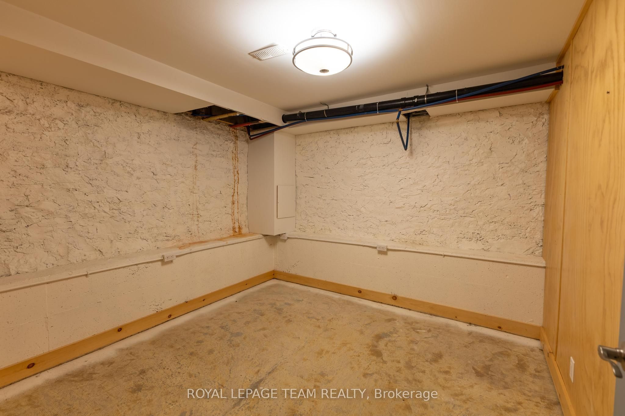 14 Elgin Street W Property Photo 28