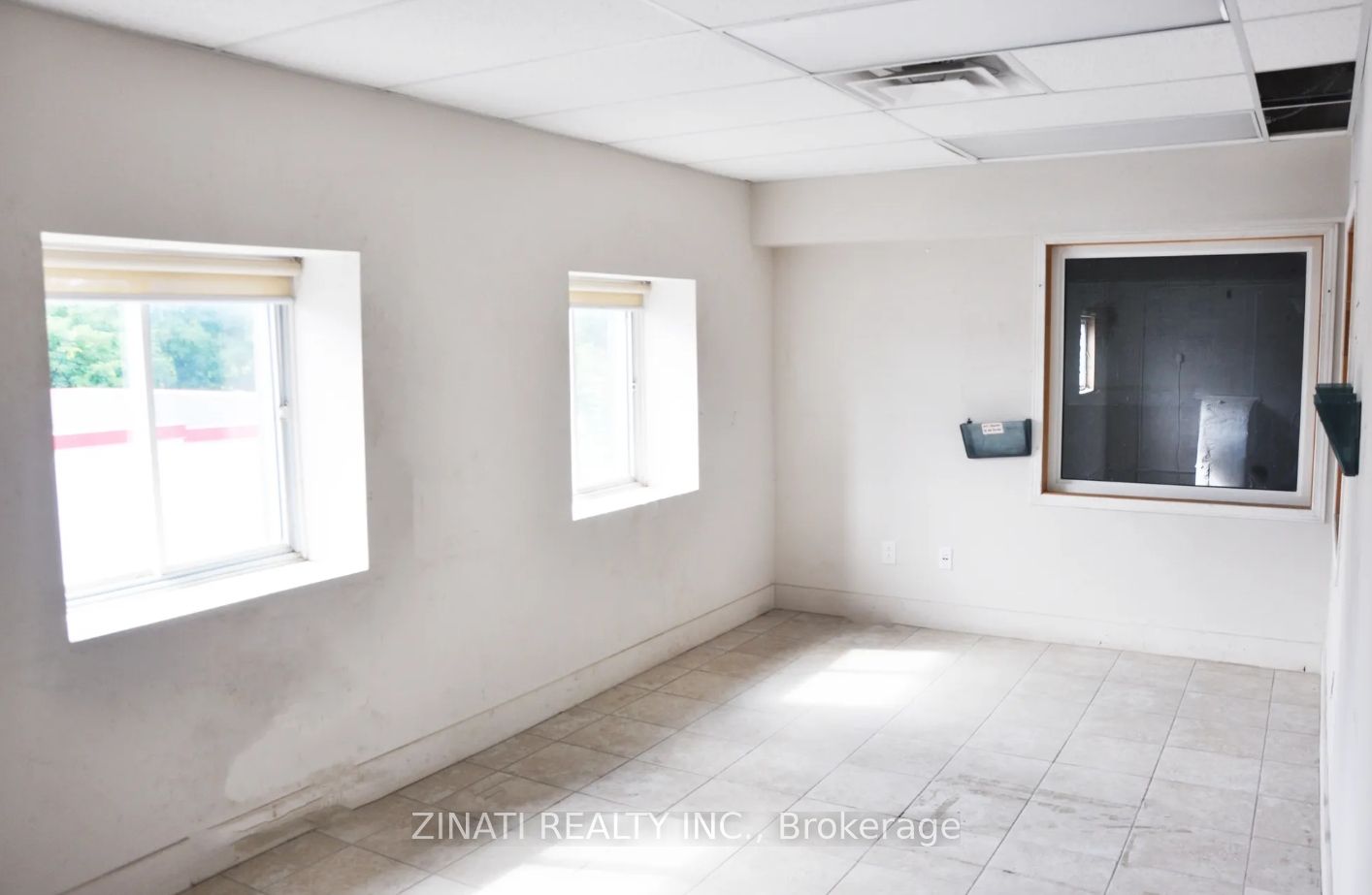 15 Bentley Avenue Property Photo 7
