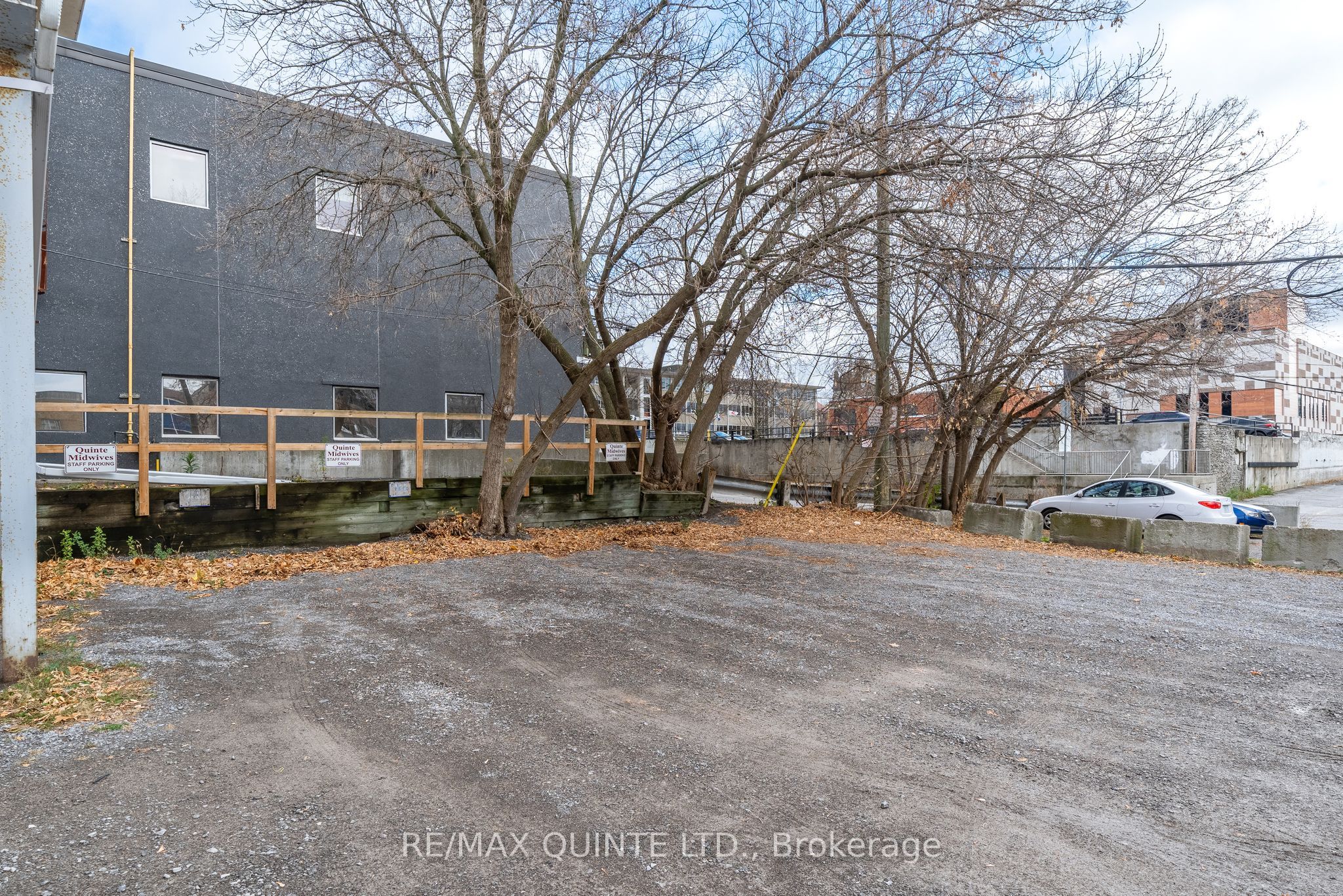 11 Victoria Avenue Property Photo 24