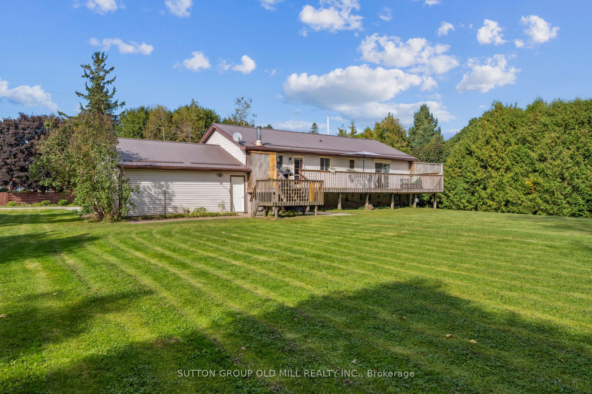 2 Menary Dr Property Photo 24