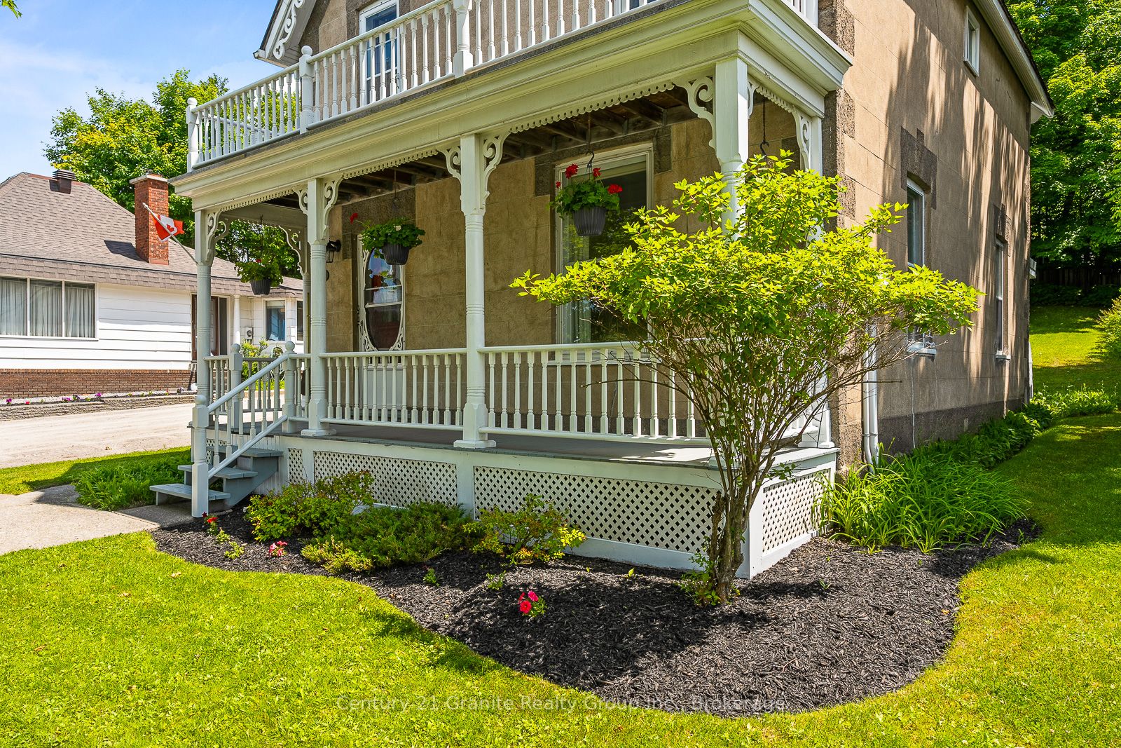 134 Highland Street Property Photo 4