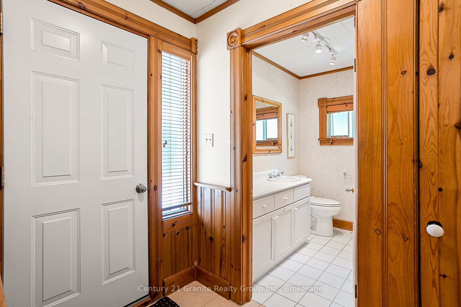 134 Highland Street Property Photo 6