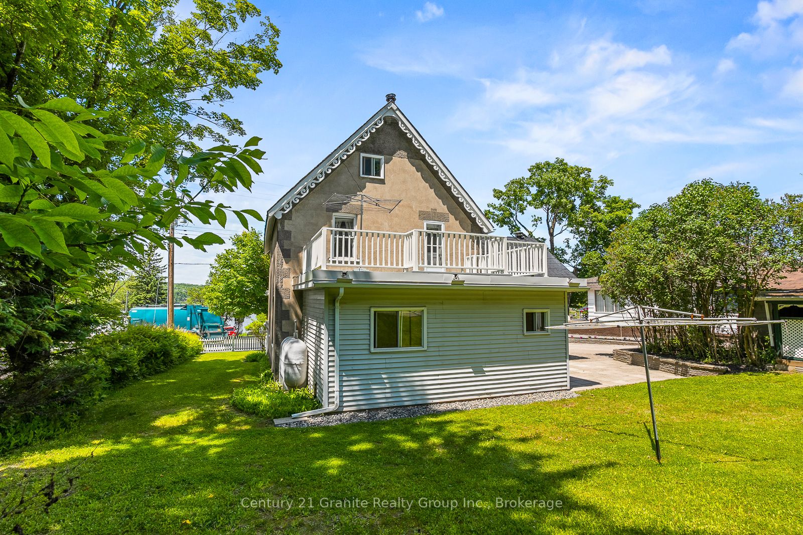 134 Highland Street Property Photo 36