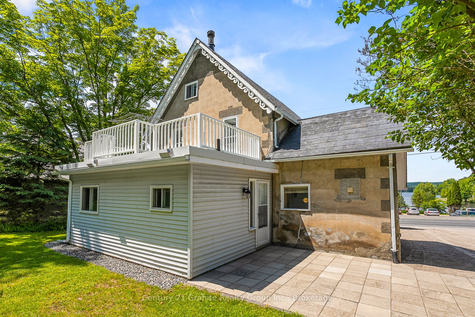 134 Highland Street Property Photo 39