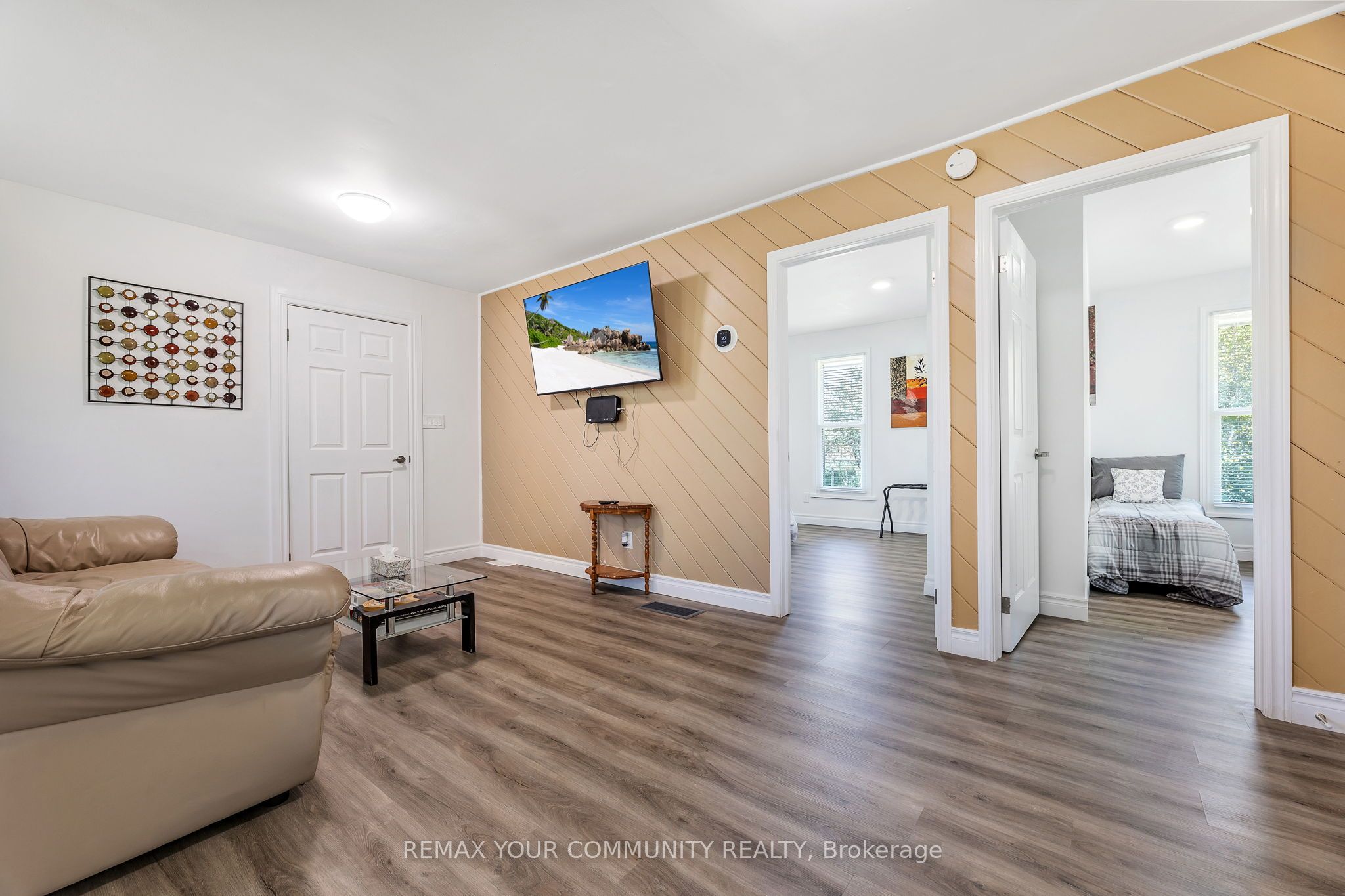 112922 Highway 7 Property Photo 10