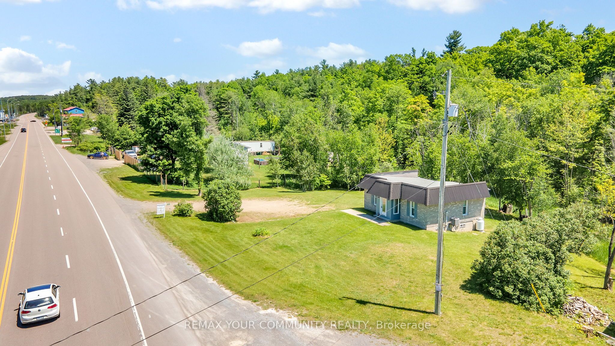 112922 Highway 7 Property Photo 38