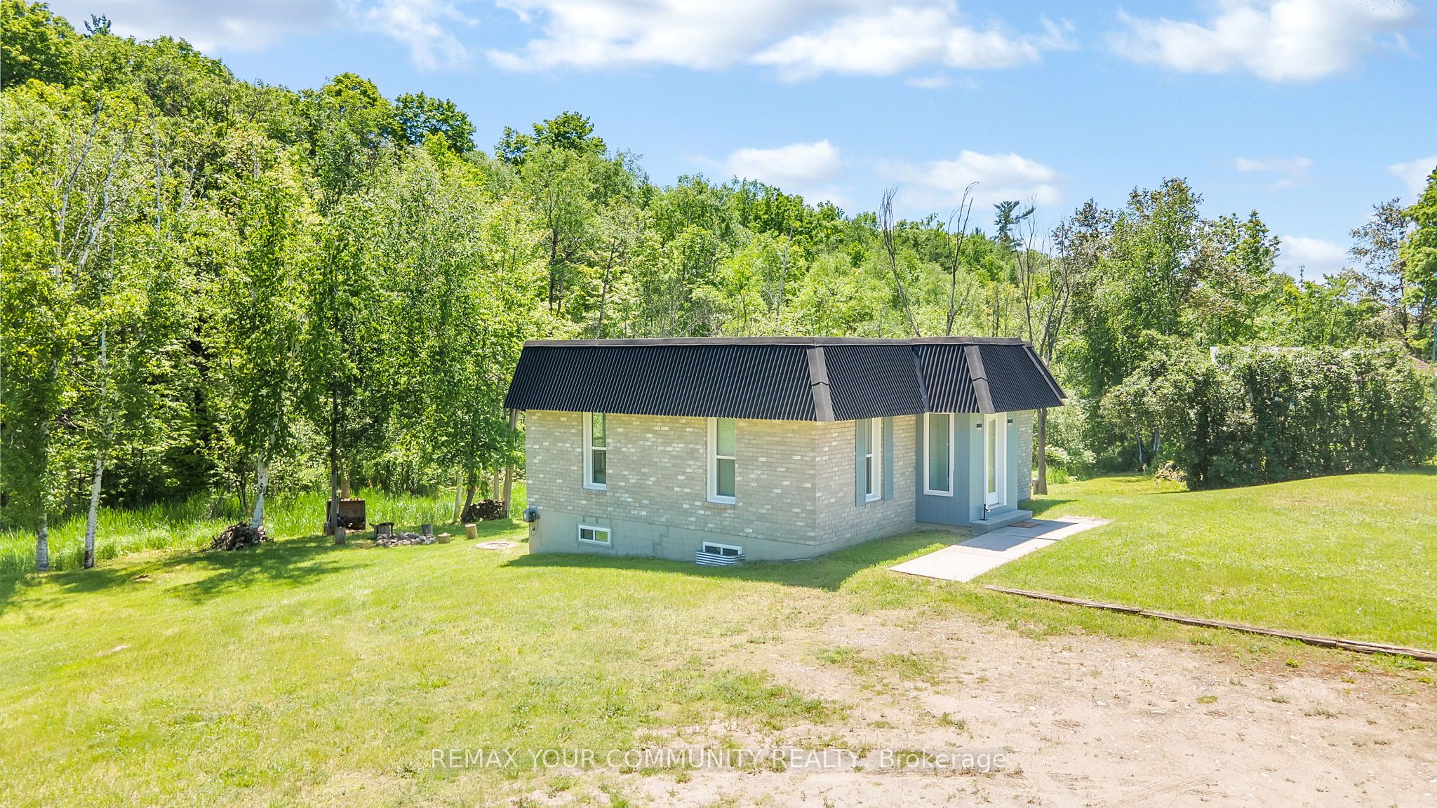 112922 Highway 7 Property Photo 42