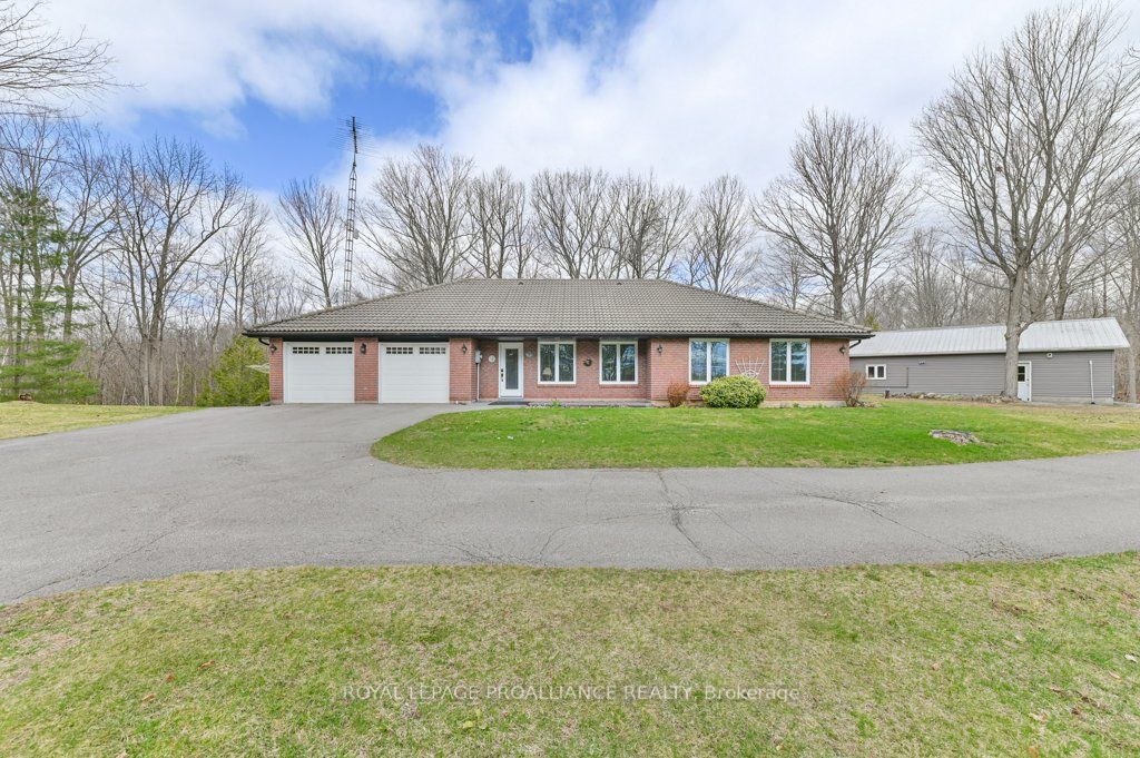 361 Crookston Road Property Photo 5