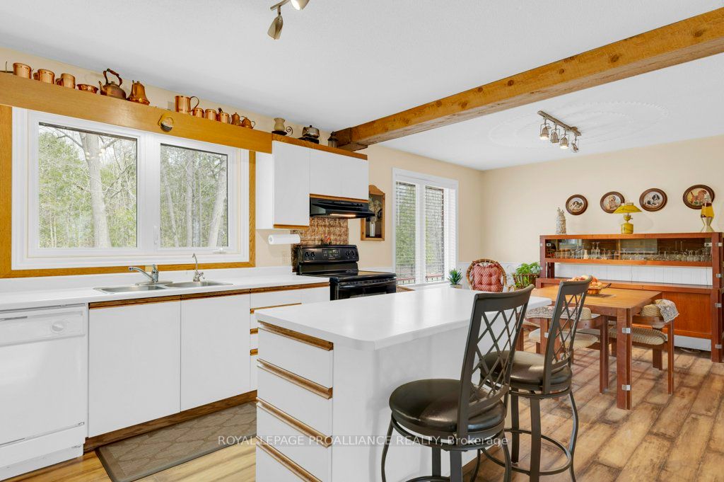 361 Crookston Road Property Photo 18