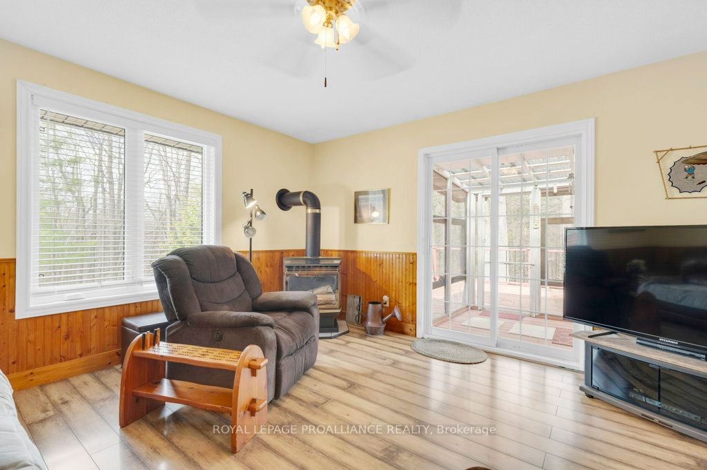 361 Crookston Road Property Photo 25