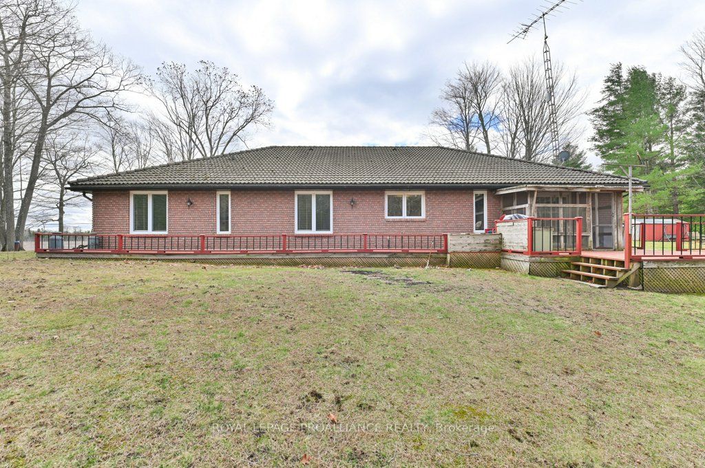 361 Crookston Road Property Photo 31