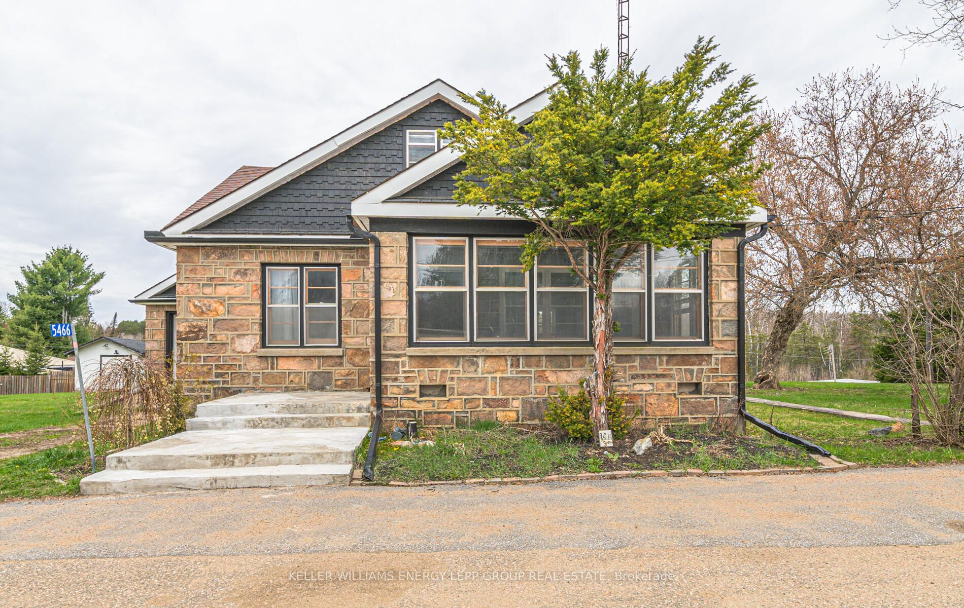 5466 Highway 620 Property Photo 1