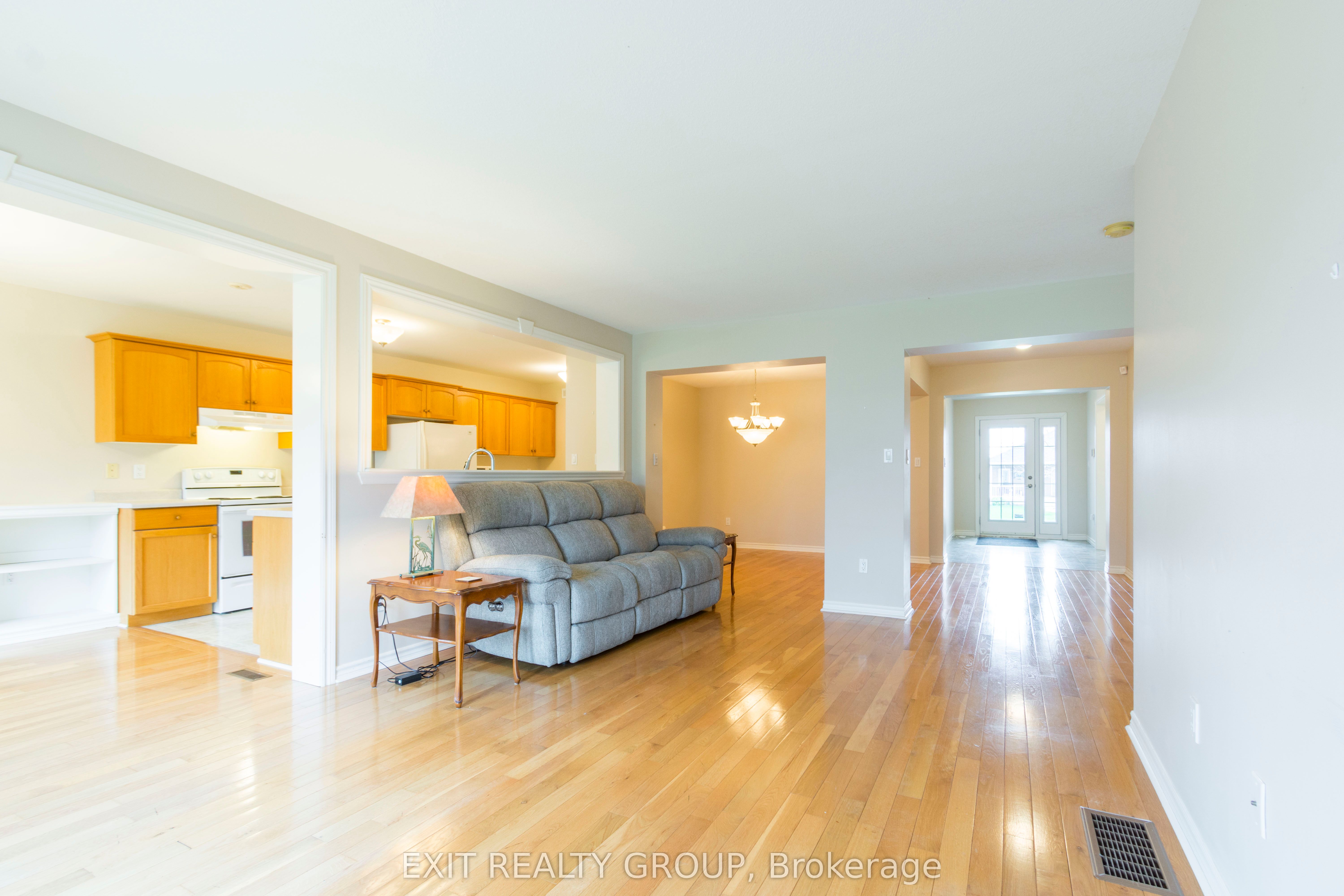24 Aletha Drive Property Photo 11