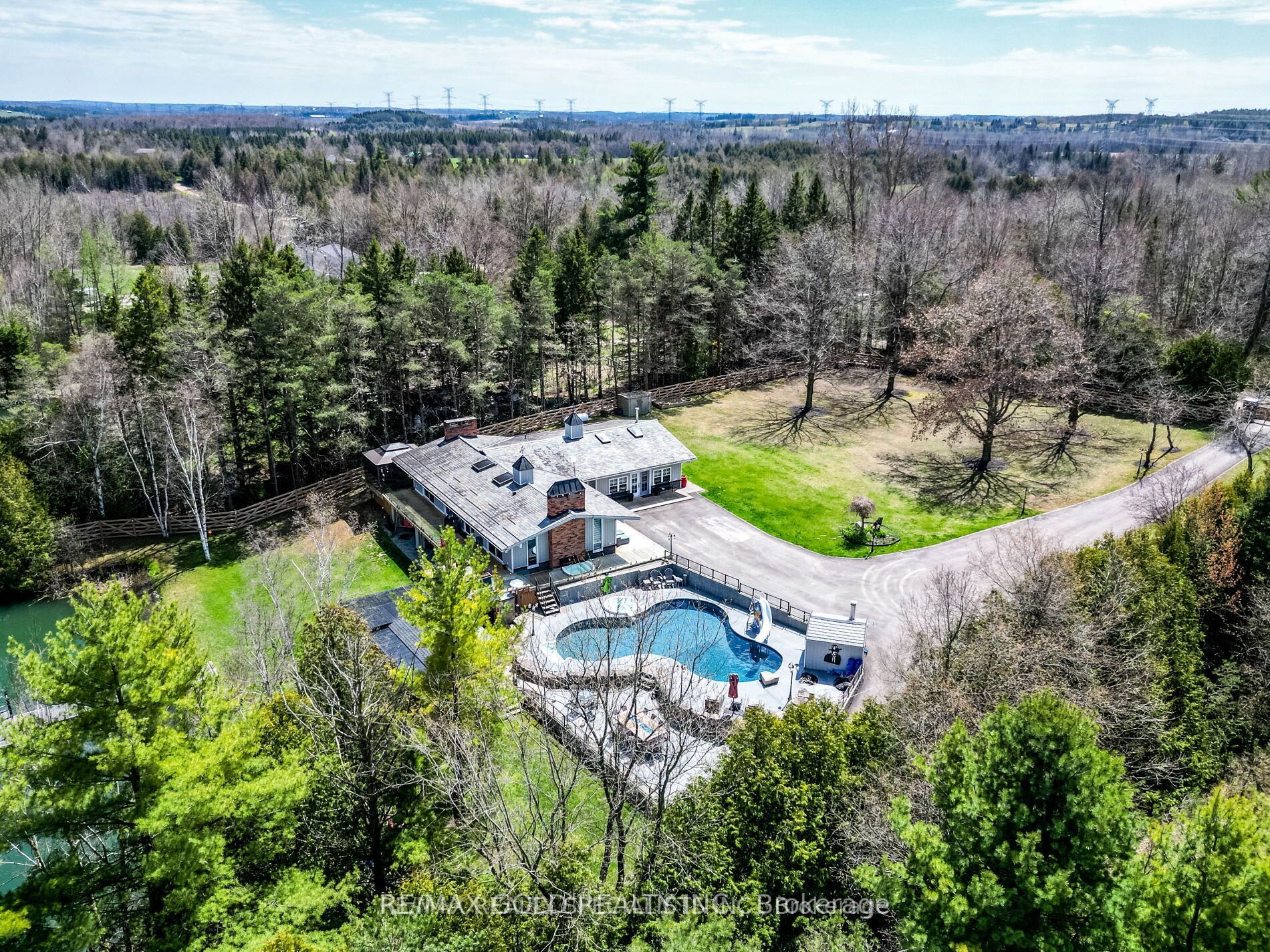 5947 Fourth Line Property Photo 34
