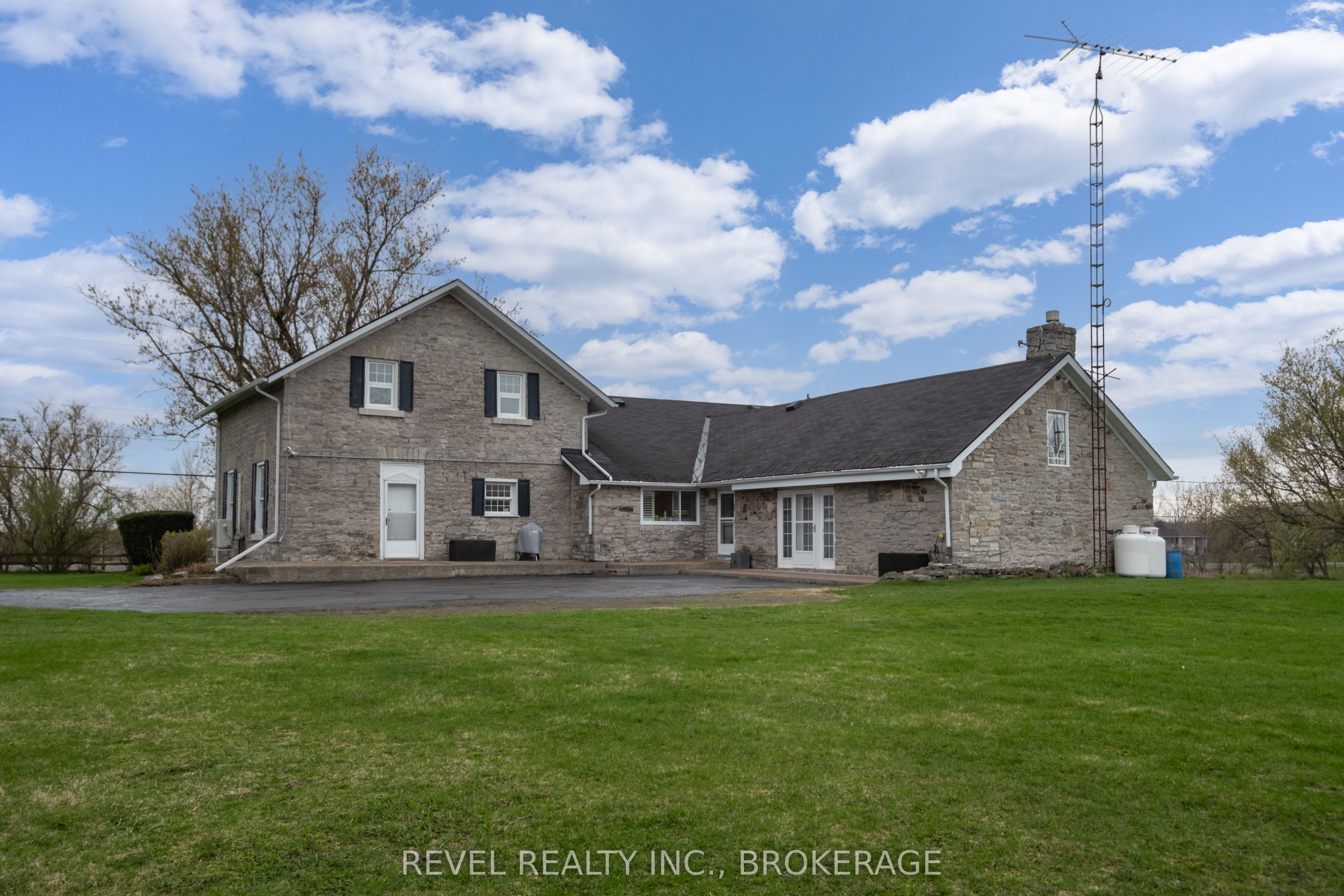 2964 Highway 38 Property Photo