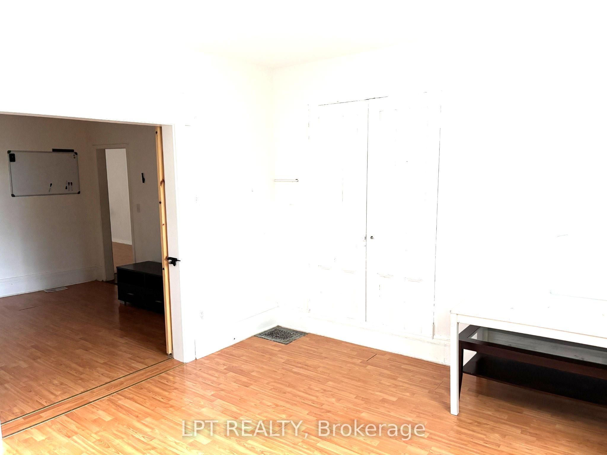 374 Barrie Street Property Photo 6