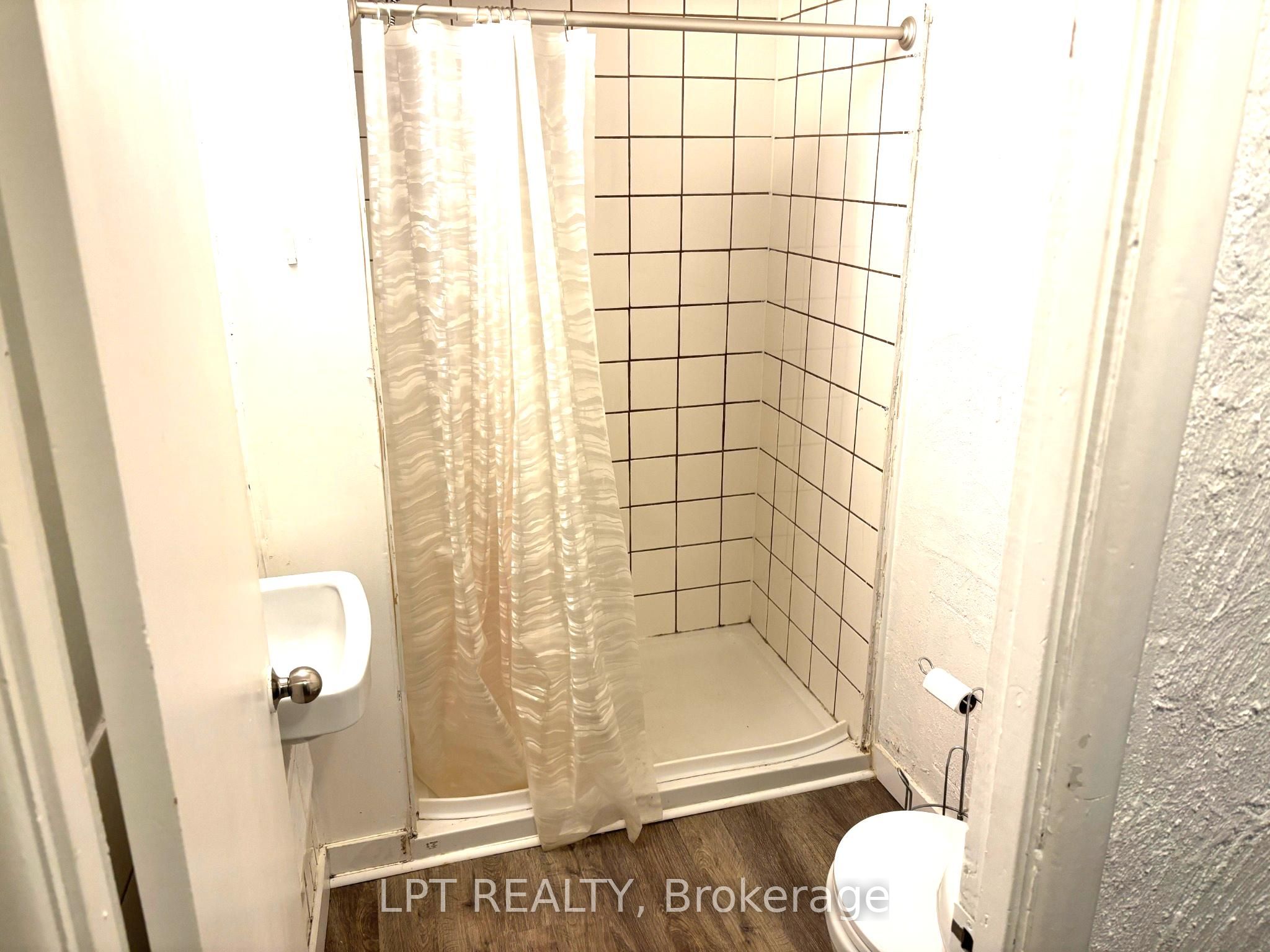 374 Barrie Street Property Photo 14