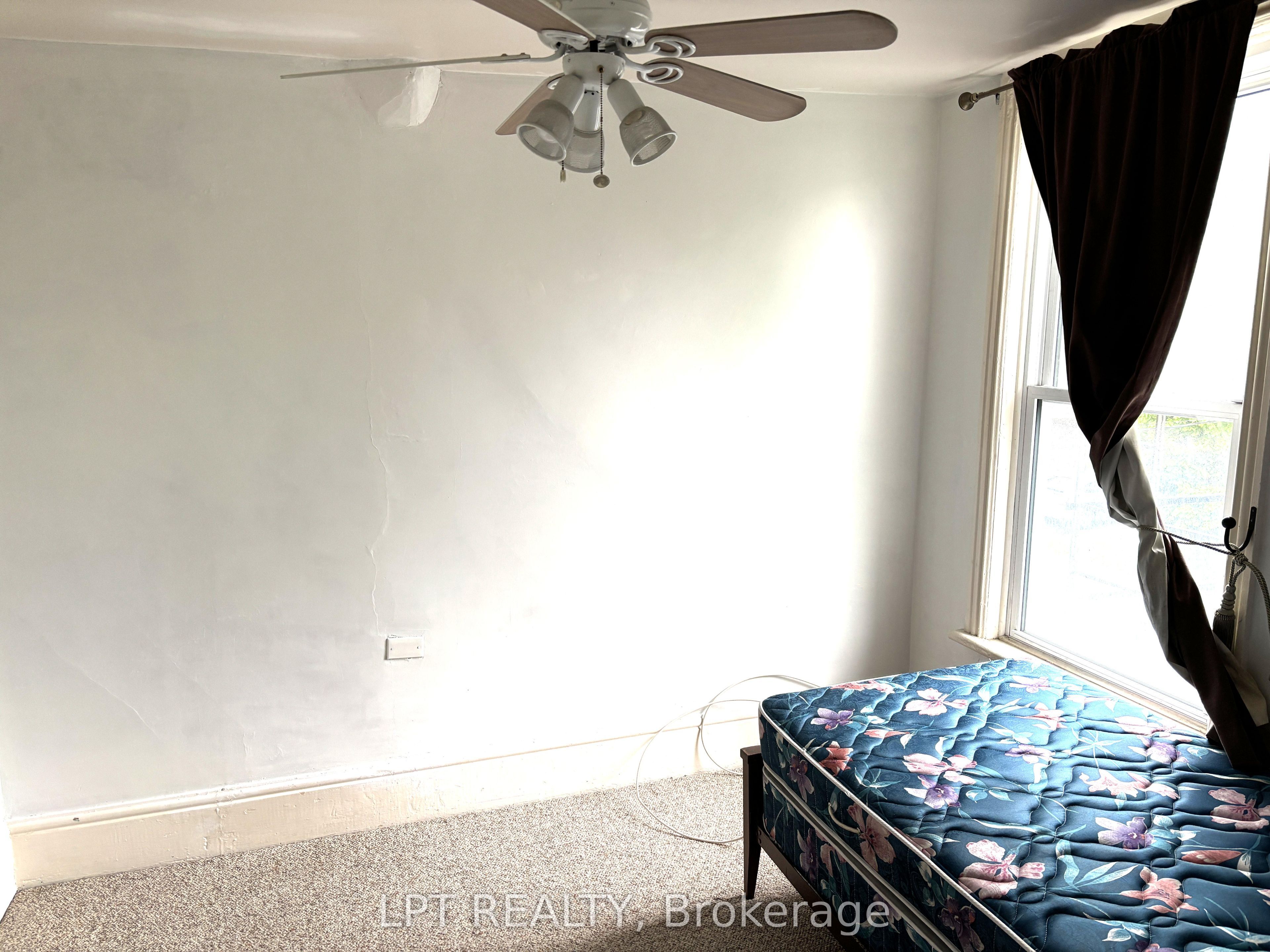 374 Barrie Street Property Photo 20