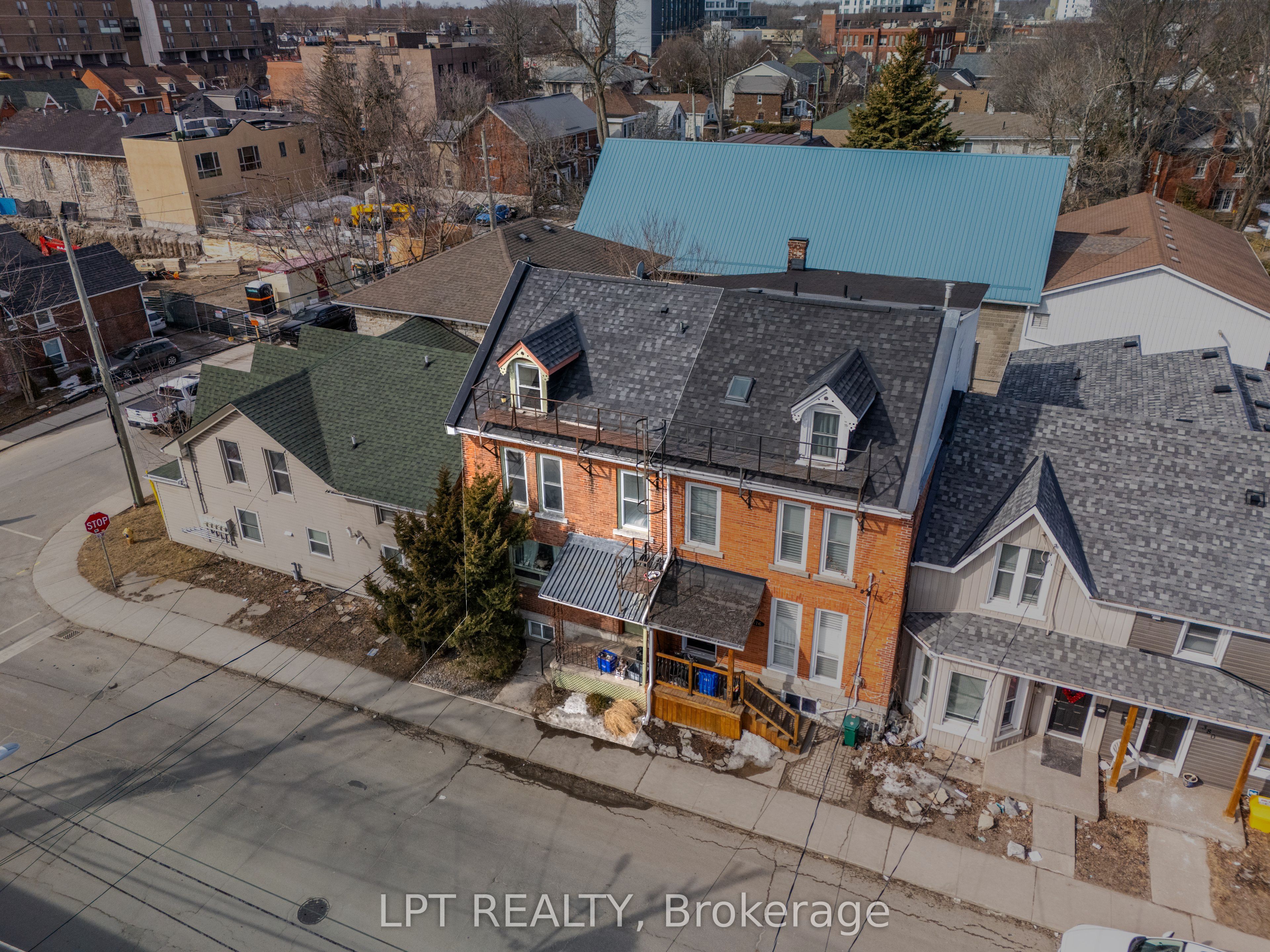 374 Barrie Street Property Photo 43